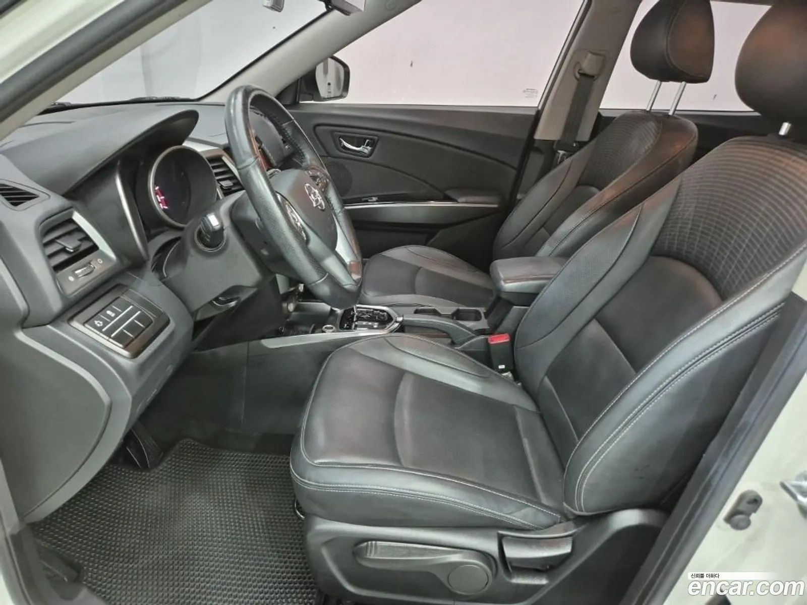 KG Mobility (SsangYong) Tivoli Armour 2018 — 7