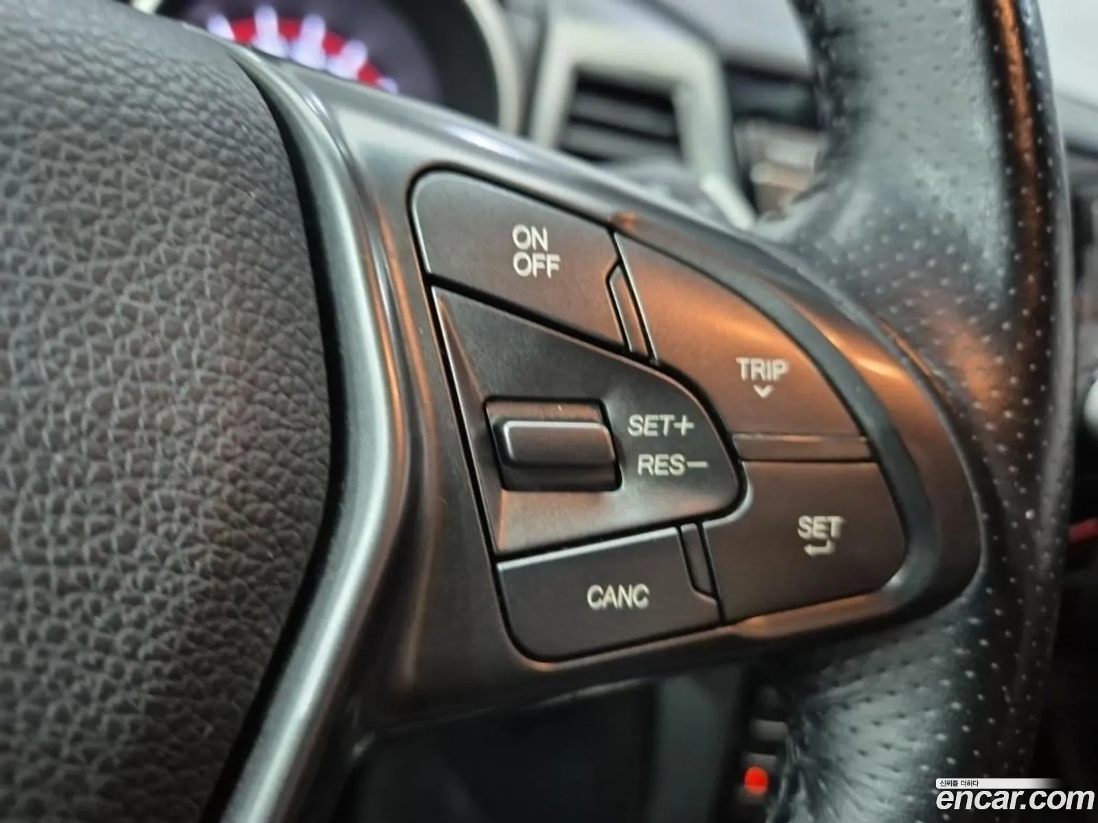 KG Mobility (SsangYong) Tivoli Armour 2018 — 17