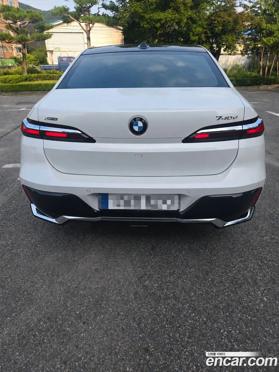 BMW 7 Series 2023 — 7