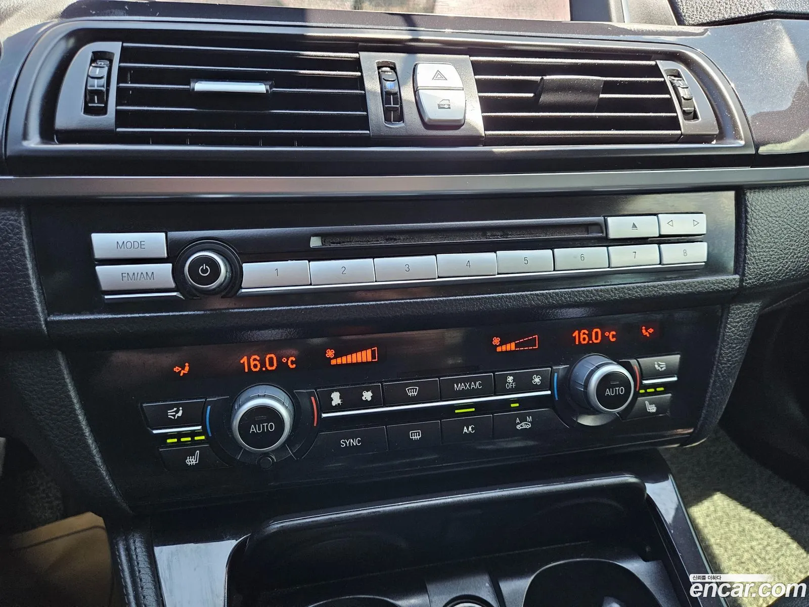 BMW 5 Series 2015 — 12