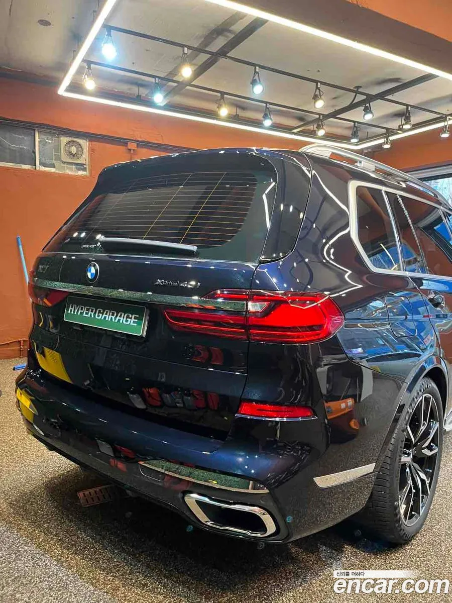 BMW X7 2022 — 8
