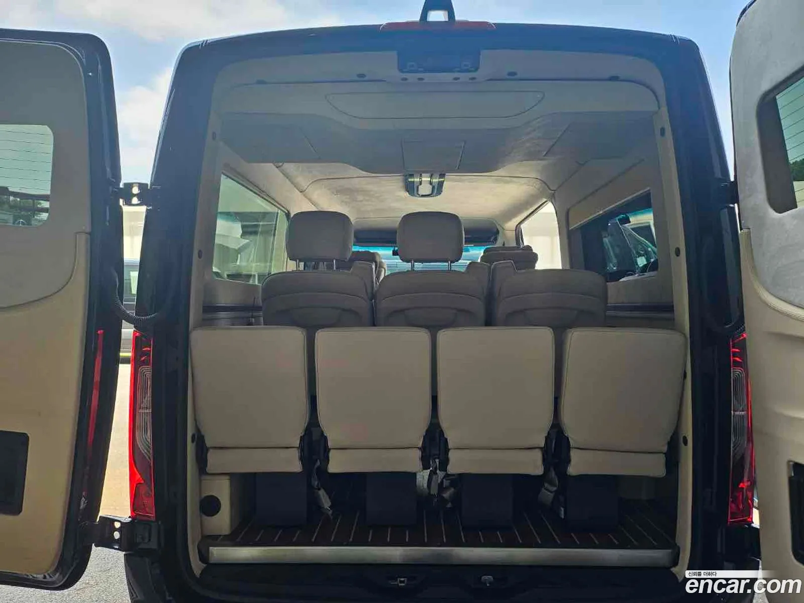 Mercedes-Benz Sprinter 2022 — 18