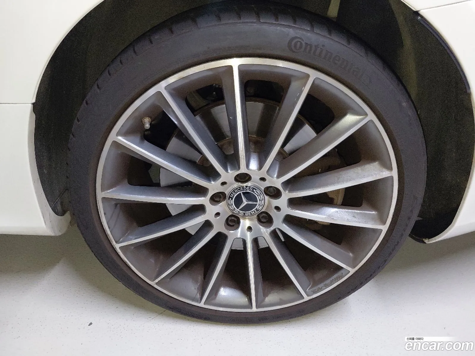 Mercedes-Benz E-Class W213 2022 — 10