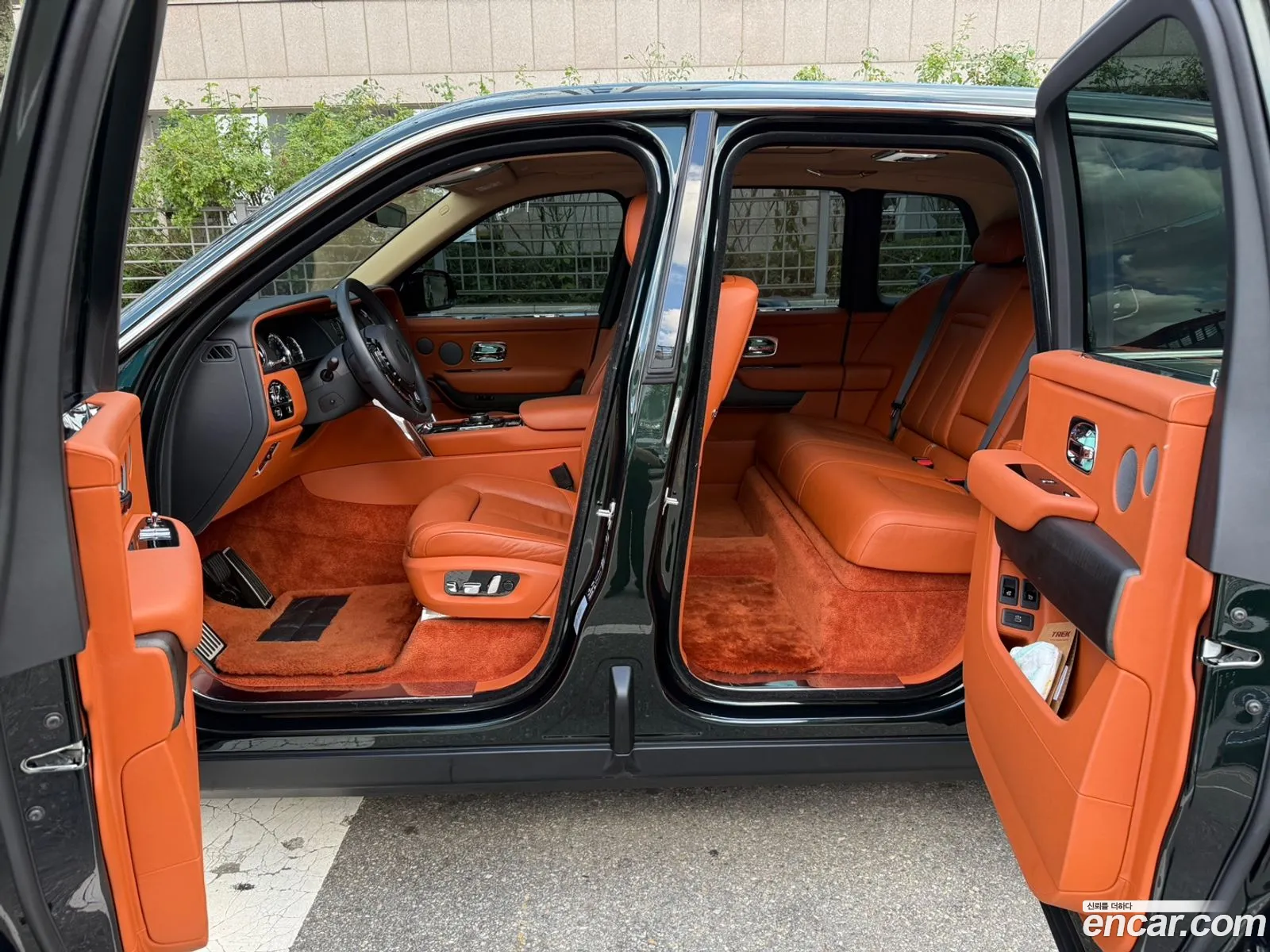 Rolls-Royce Cullinan 2023 — 18