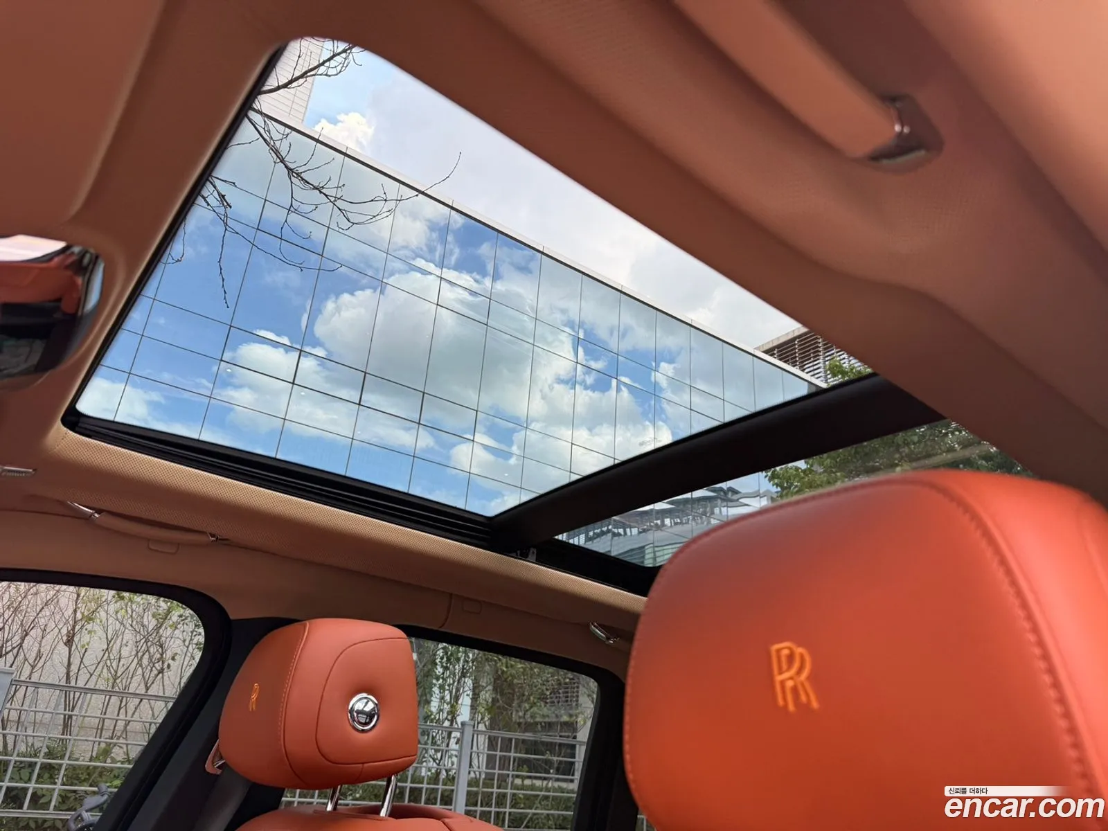 Rolls-Royce Cullinan 2023 — 2