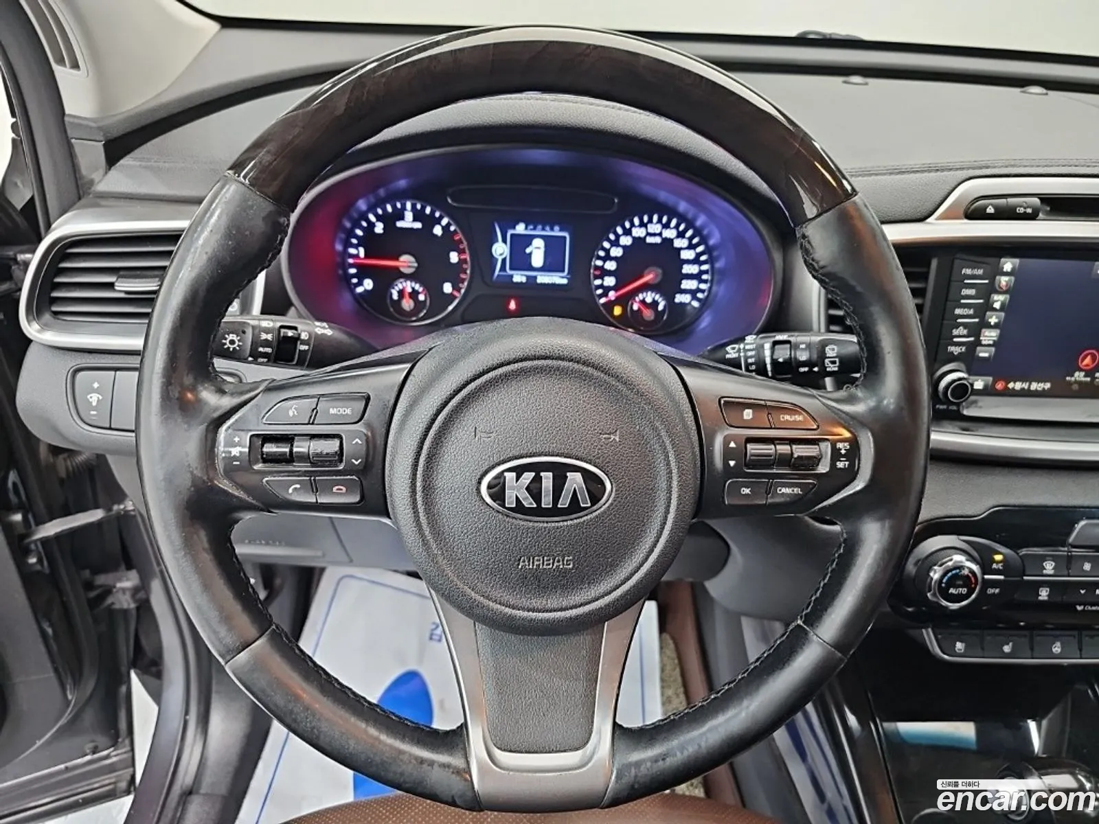 Kia Sorento 2016 — 11