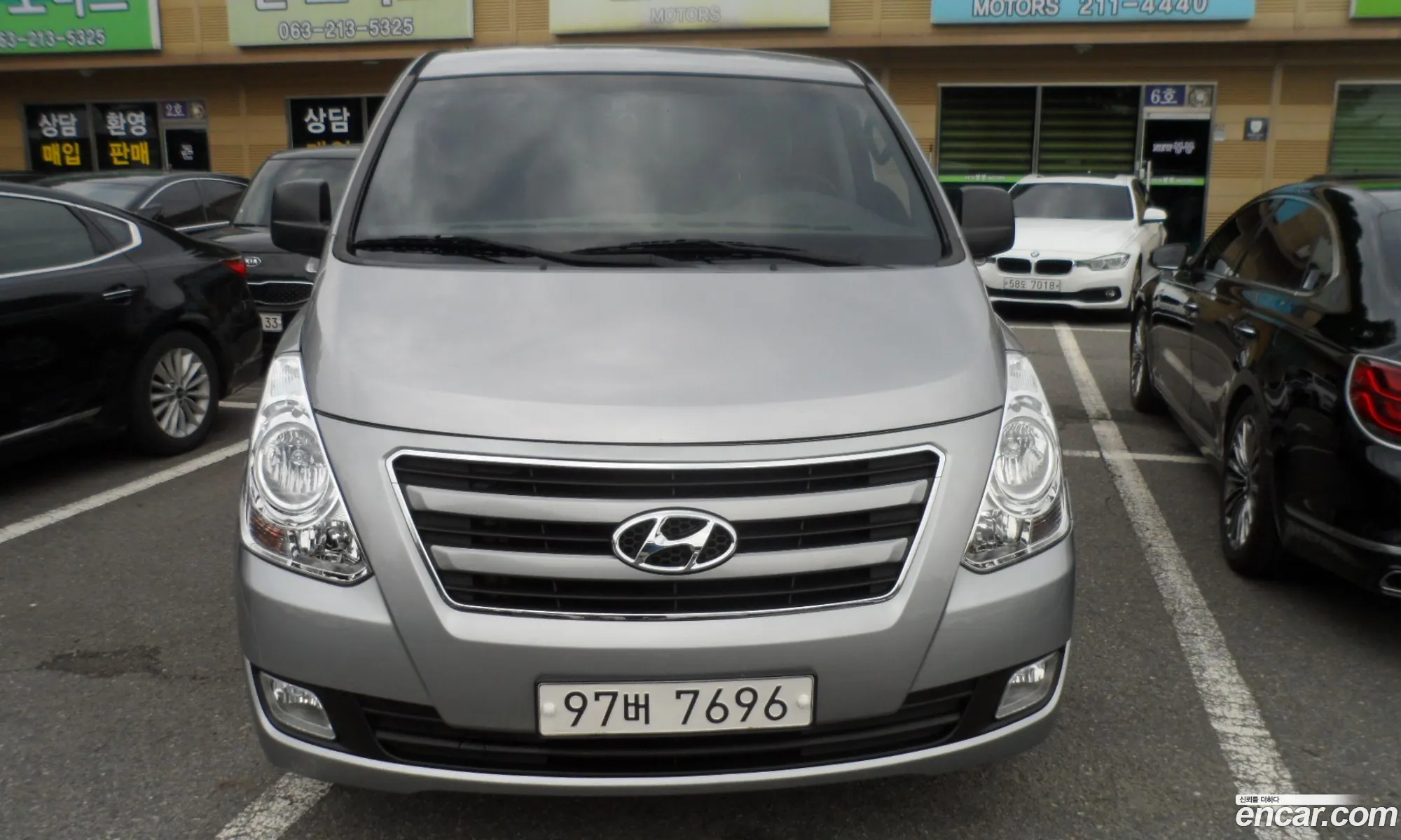 Hyundai Grand Starex 2016 — 17