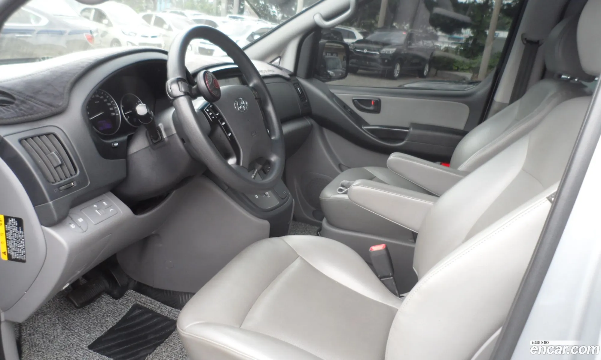 Hyundai Grand Starex 2016 — 20