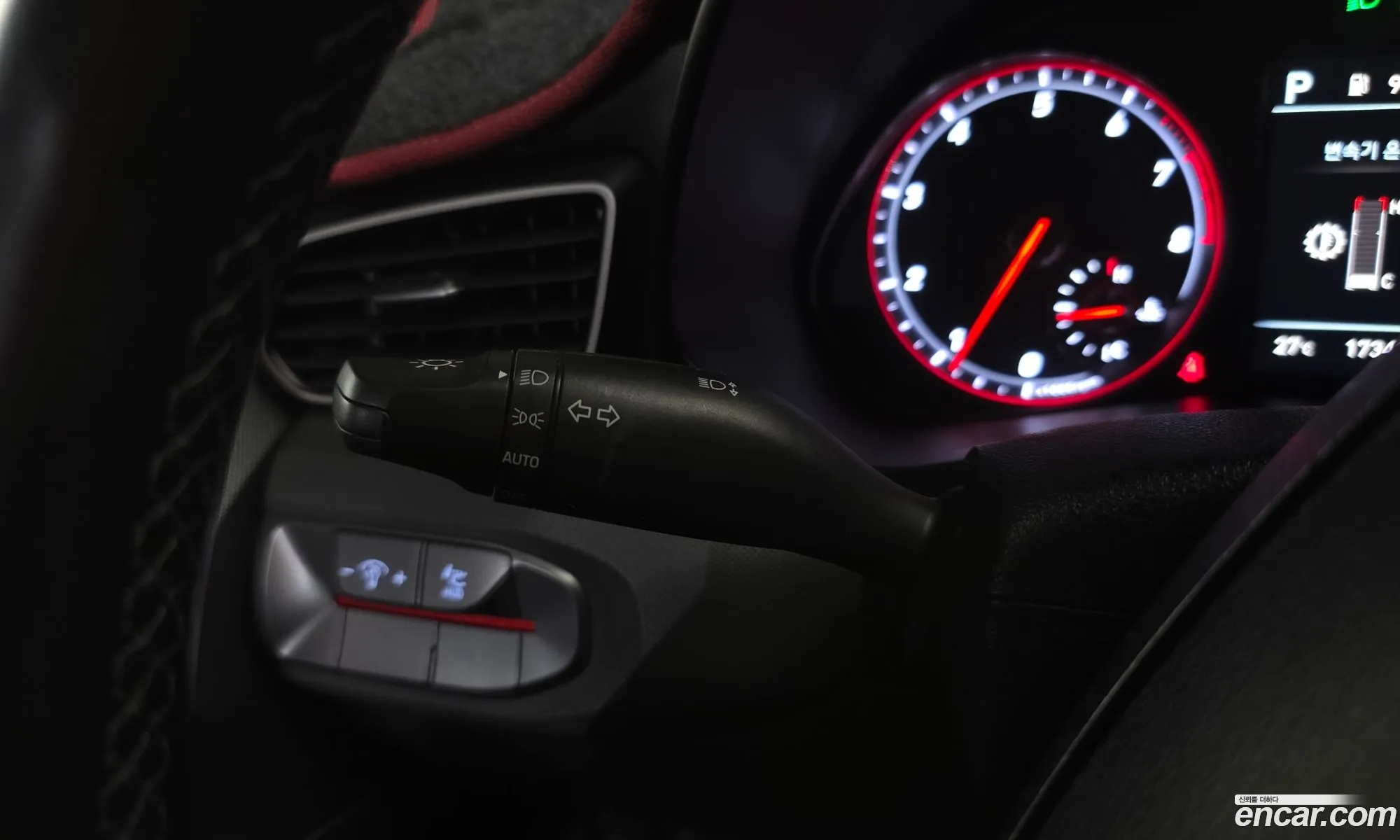 Hyundai Veloster 2019 KMHTK61BGKU026731 — 21