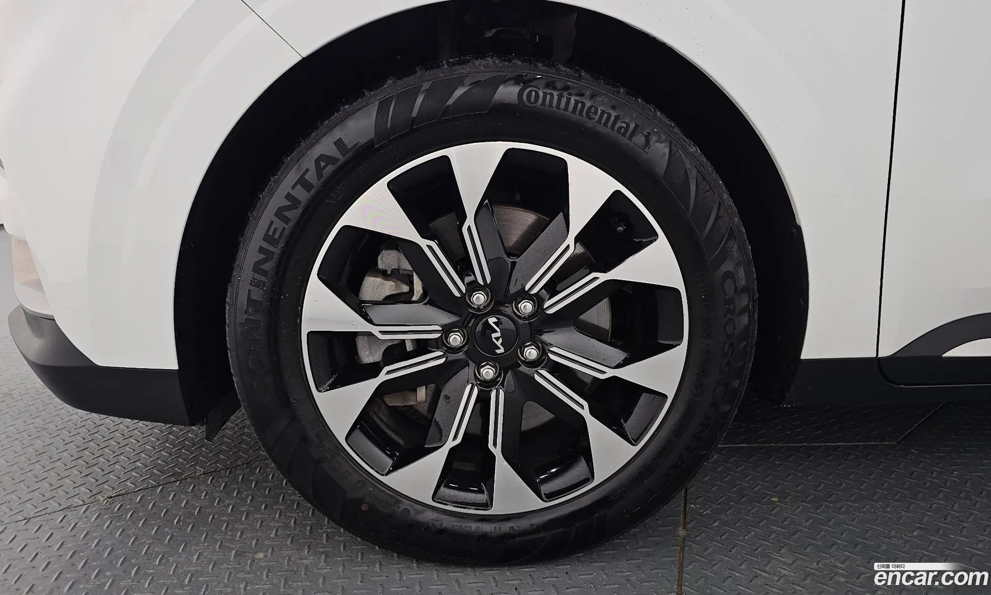 Kia Carnival 2023 KNANE813BPS277446 — 41
