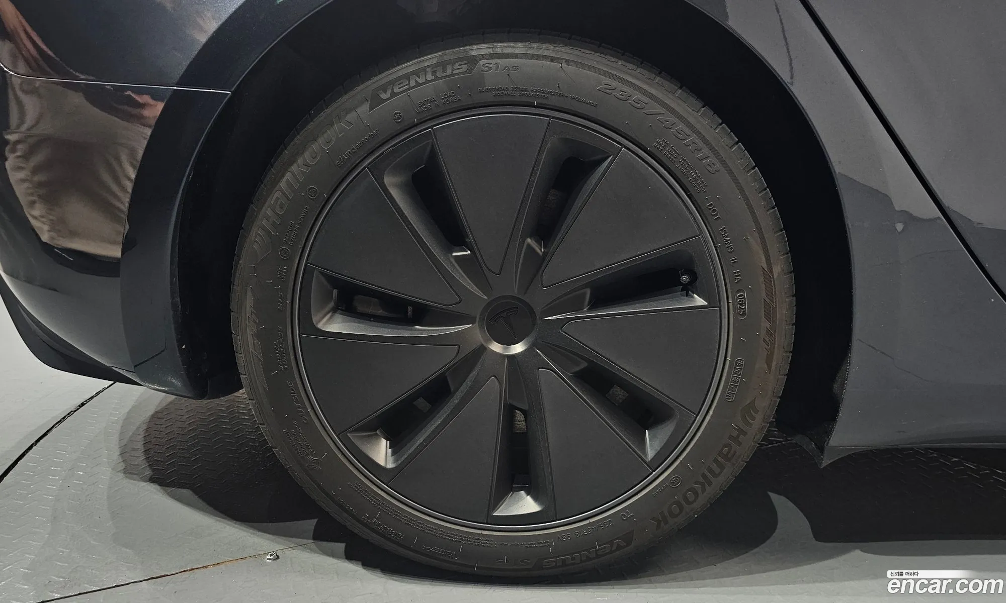 Tesla Model 3 2025 LRW3E7FS8SC507548 — 18
