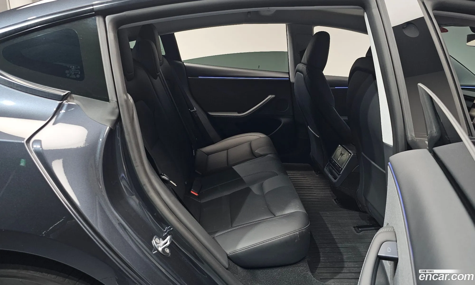 Tesla Model 3 2025 LRW3E7FS8SC507548 — 21
