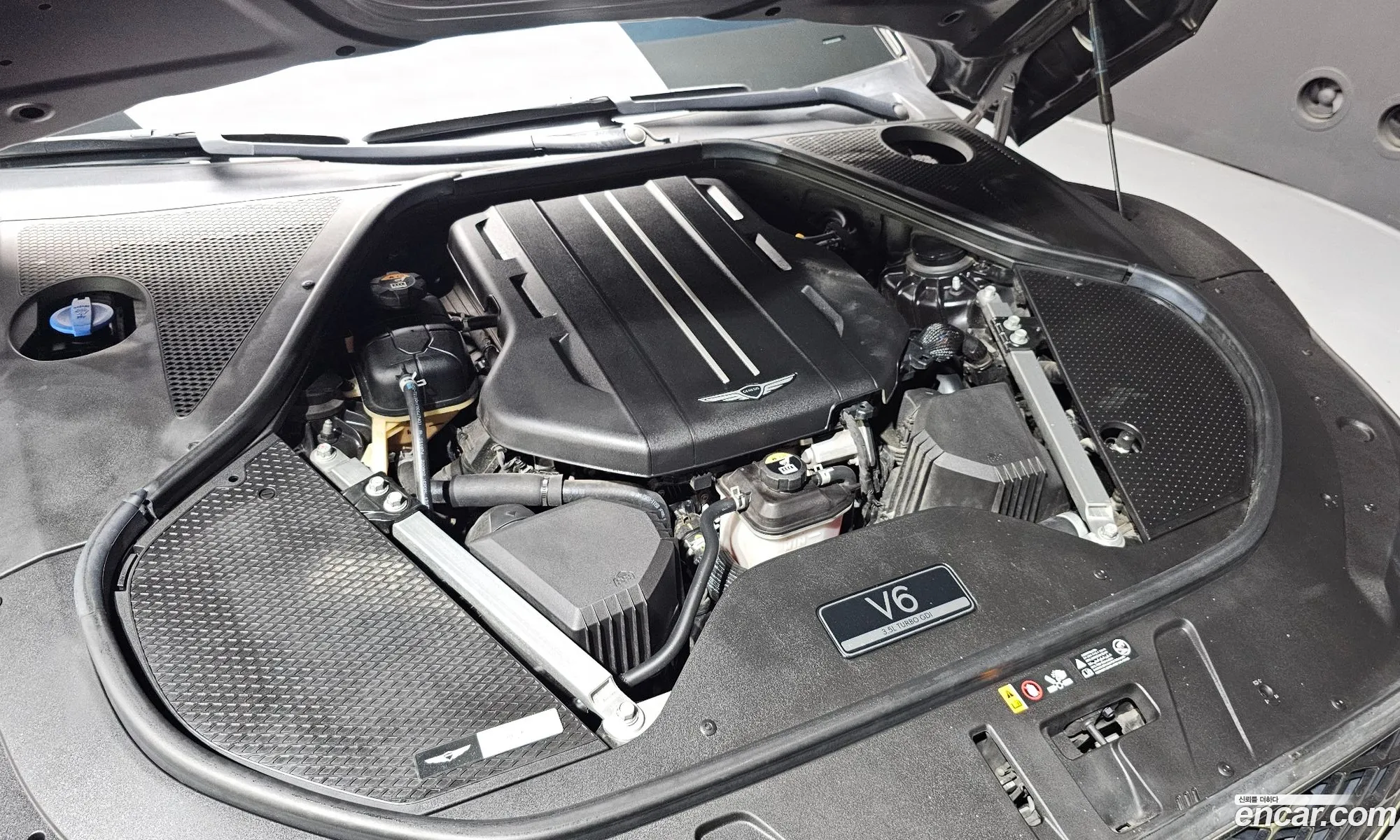 Genesis G90 2022 KMTFA41DDPU020596 — 11