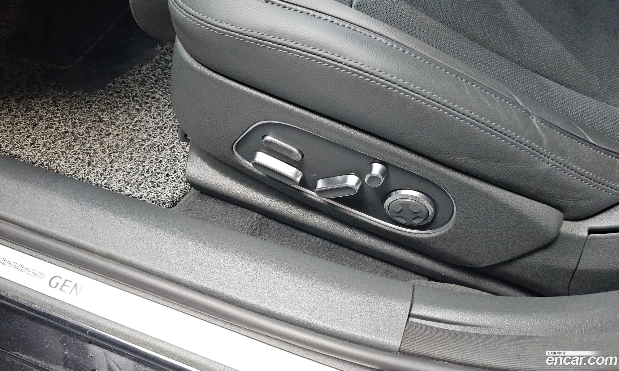 Genesis G90 2022 KMTFA41DDPU020596 — 24