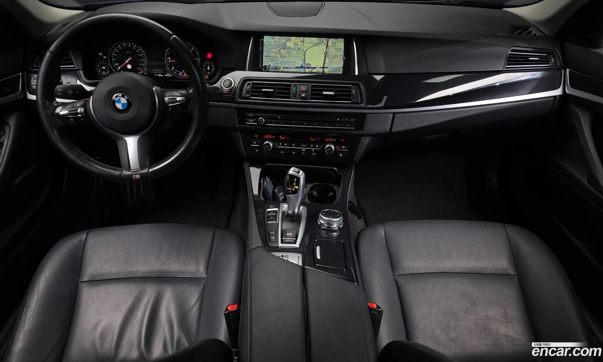 BMW 5 Series 2016 WBA5E5106GG207378 — 16