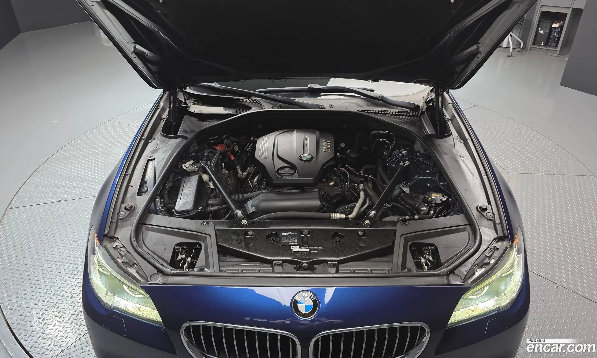 BMW 5 Series 2016 WBA5E5106GG207378 — 13