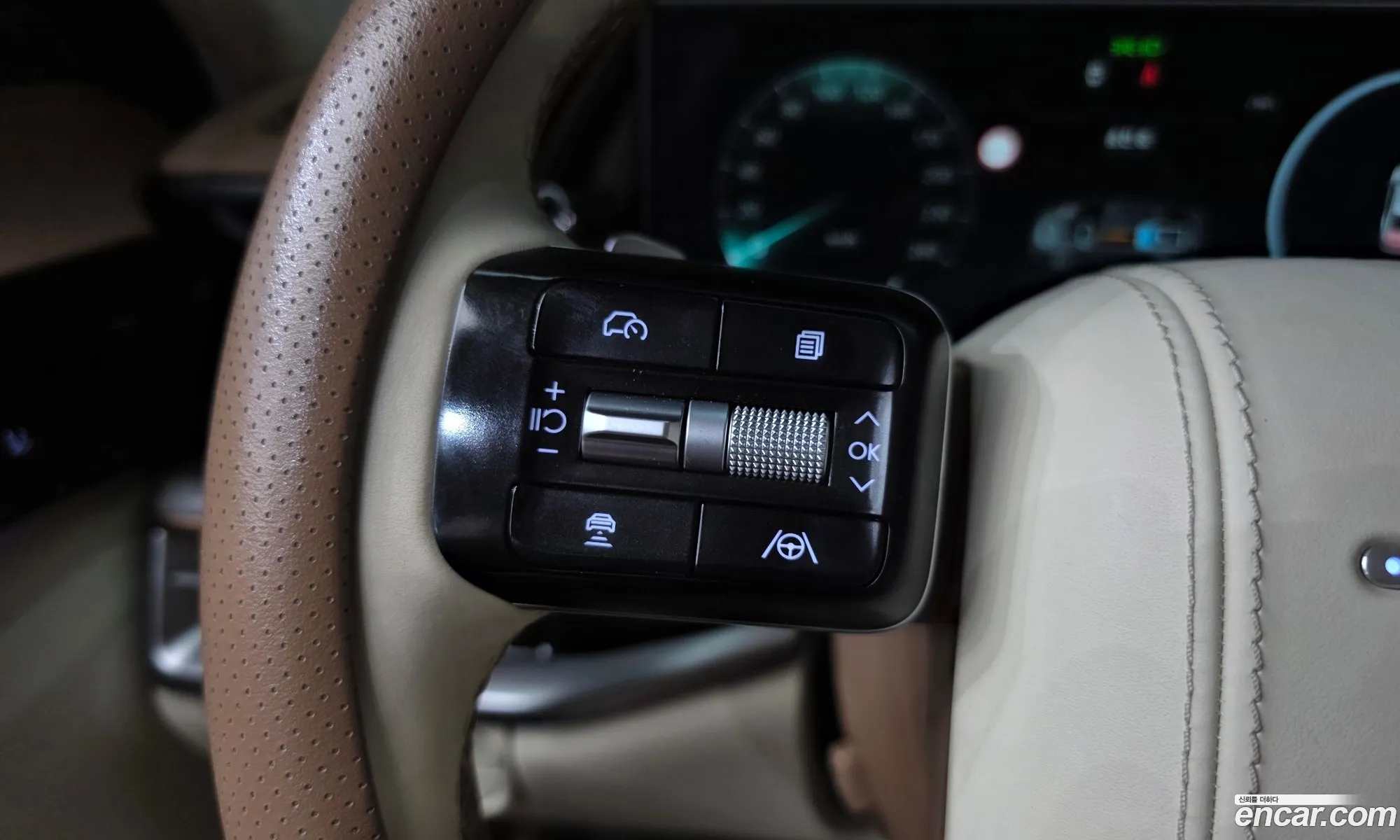 Hyundai Grandeur Hybrid 2023 — 8