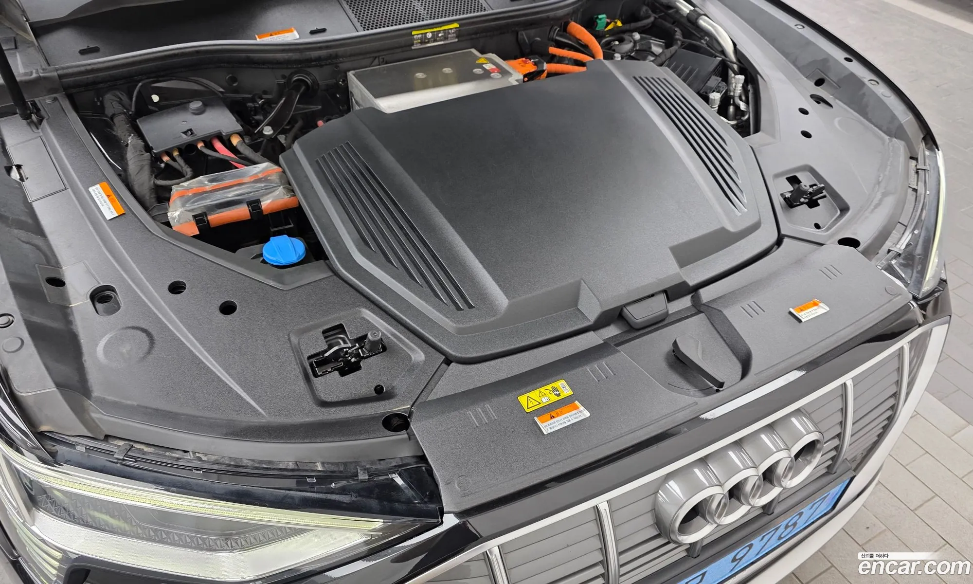Audi e-tron 2021 WAUZZZGE9NB004222 — 10