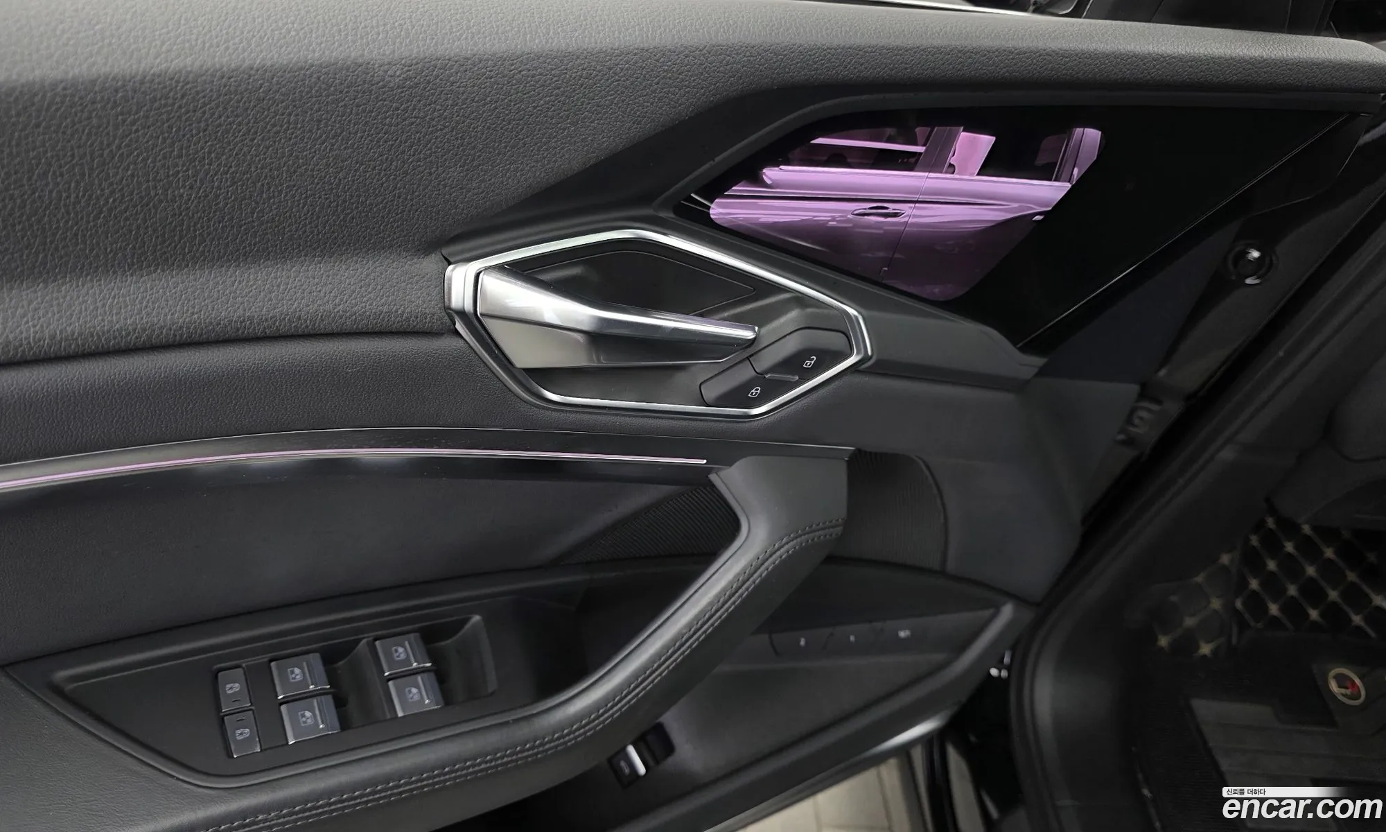 Audi e-tron 2021 WAUZZZGE9NB004222 — 5