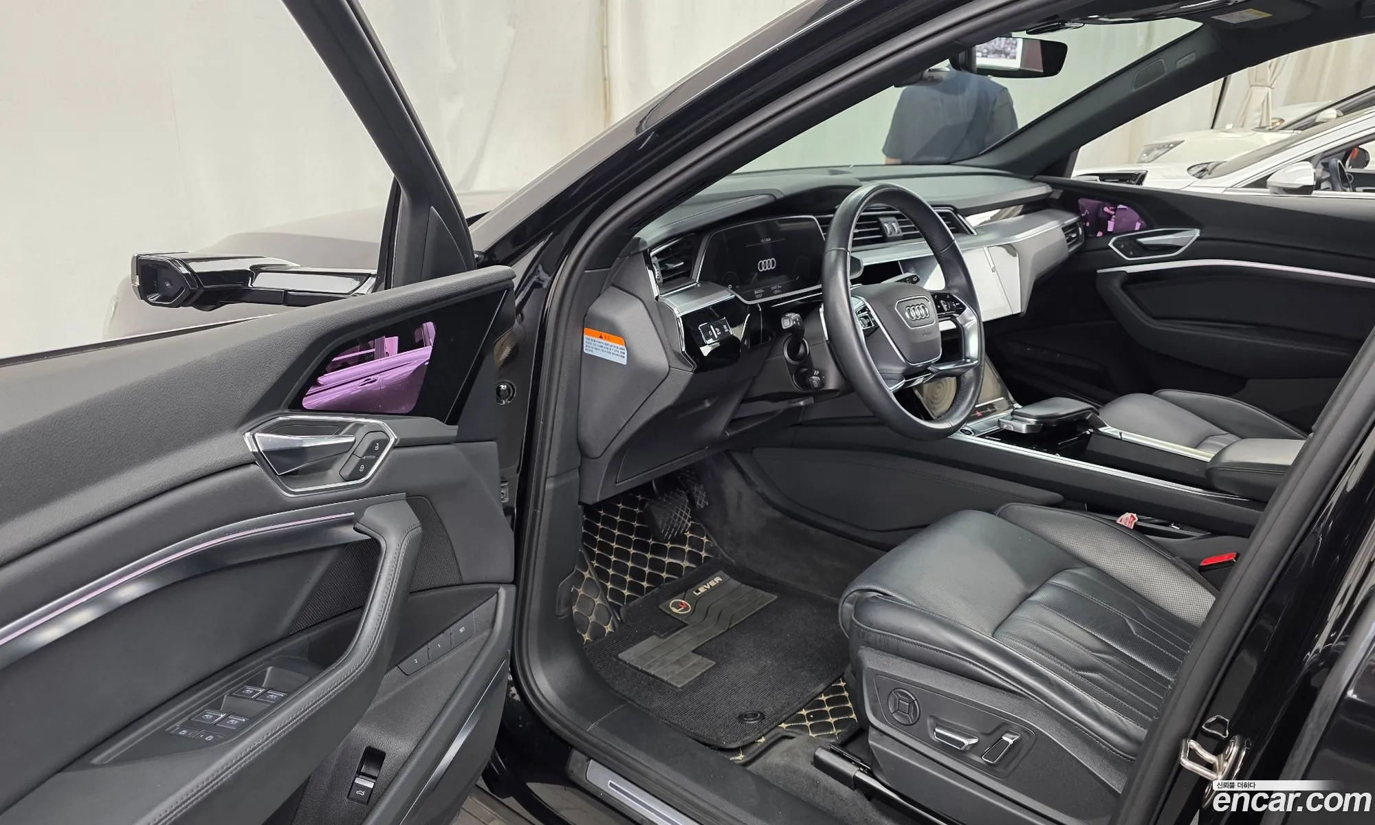 Audi e-tron 2021 WAUZZZGE9NB004222 — 33