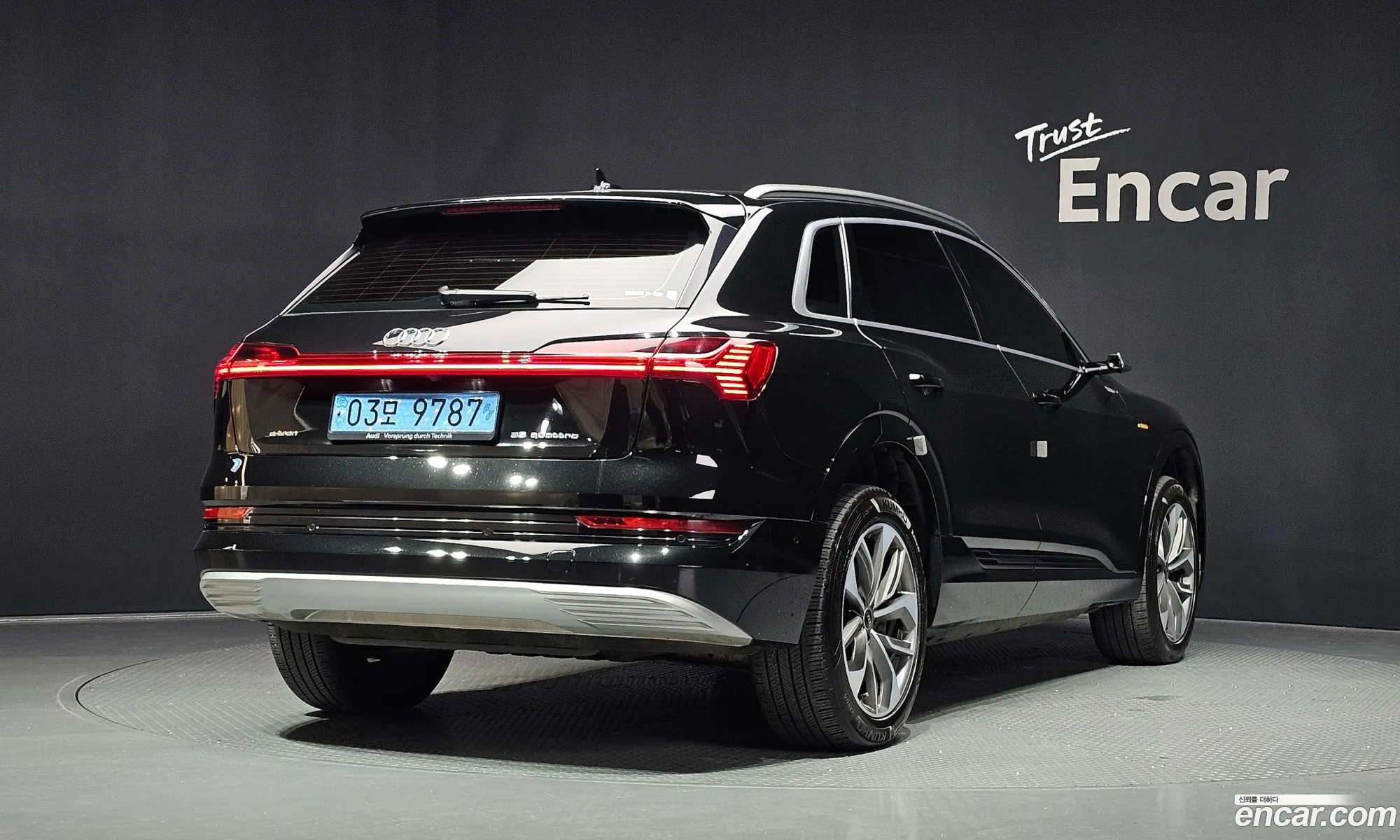 Audi e-tron 2021 WAUZZZGE9NB004222 — 9
