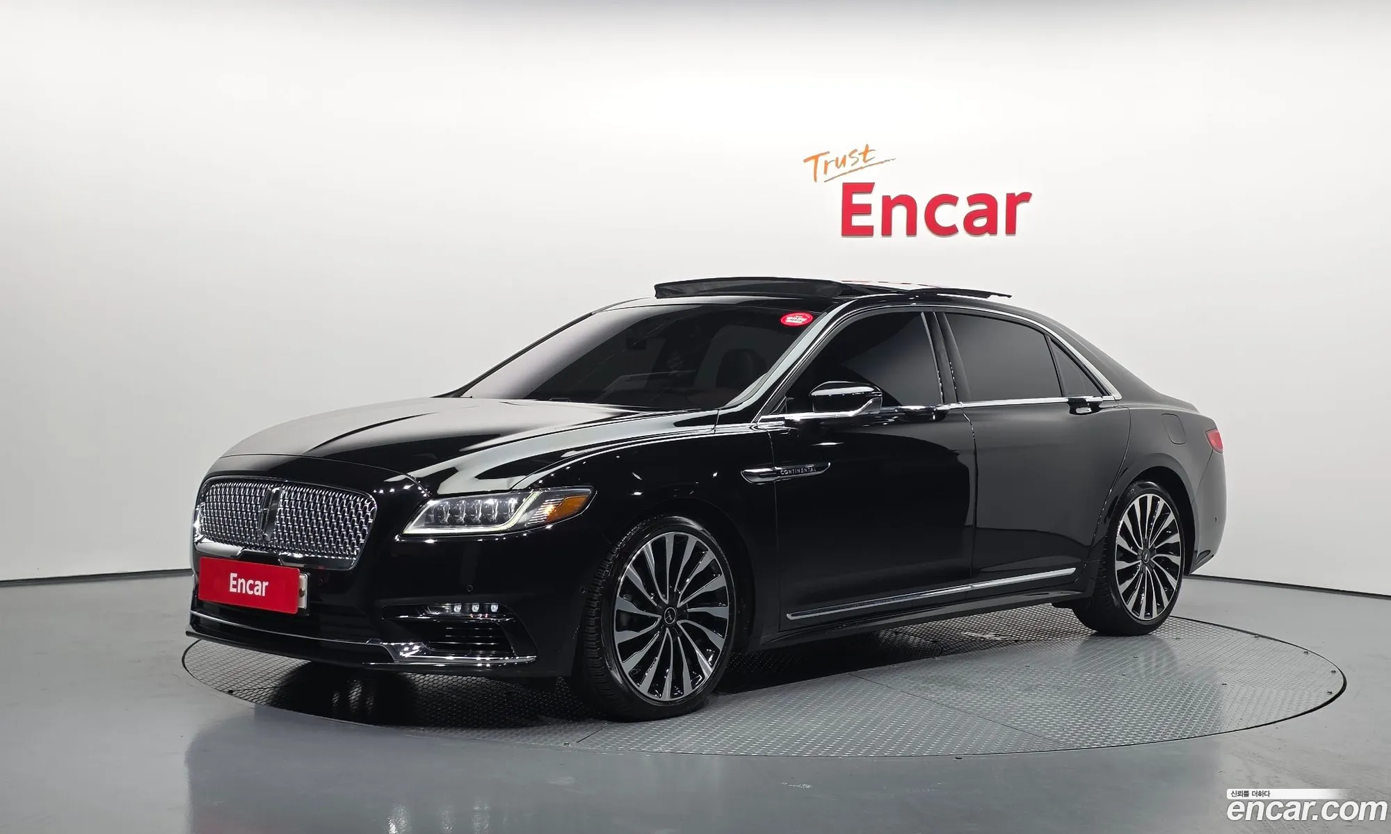 Lincoln Continental 10th Gen 2019 — 8