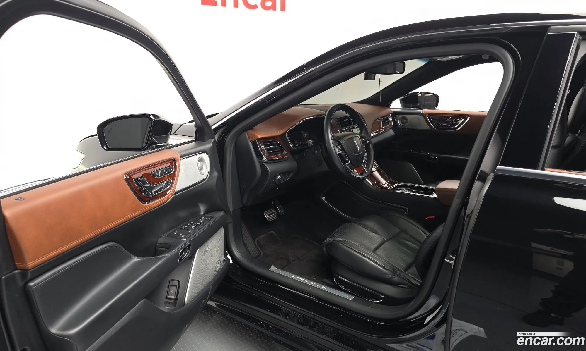 Lincoln Continental 10th Gen 2019 — 13