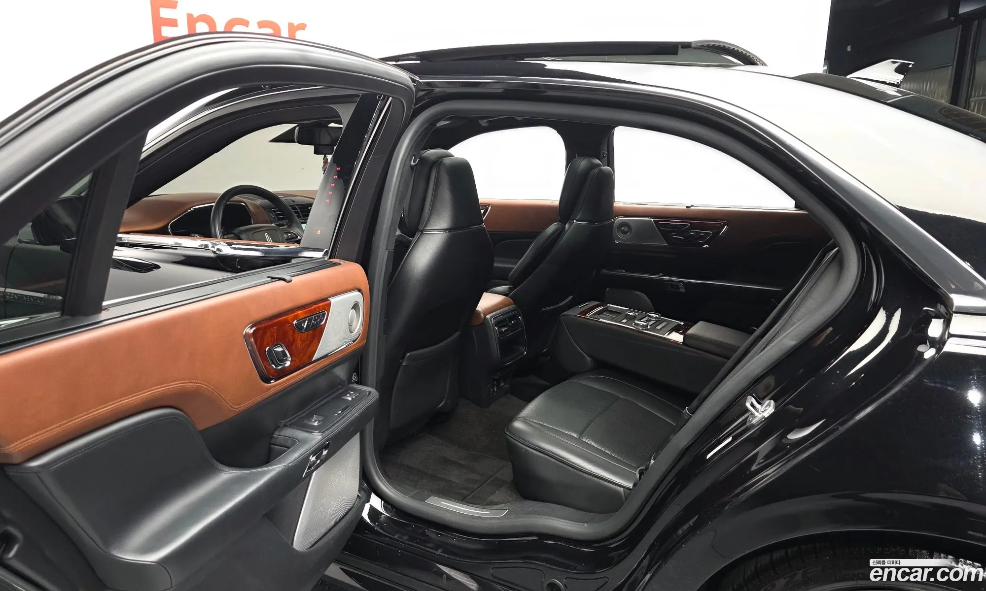 Lincoln Continental 10th Gen 2019 — 7