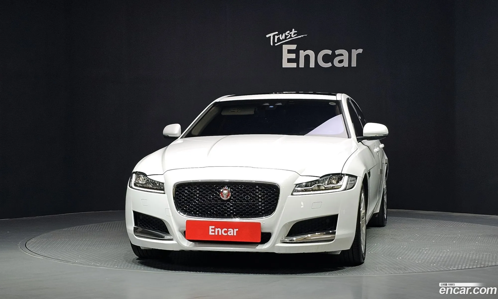 Jaguar XF 2016 SAJBB4BG5HCY38542 — 4