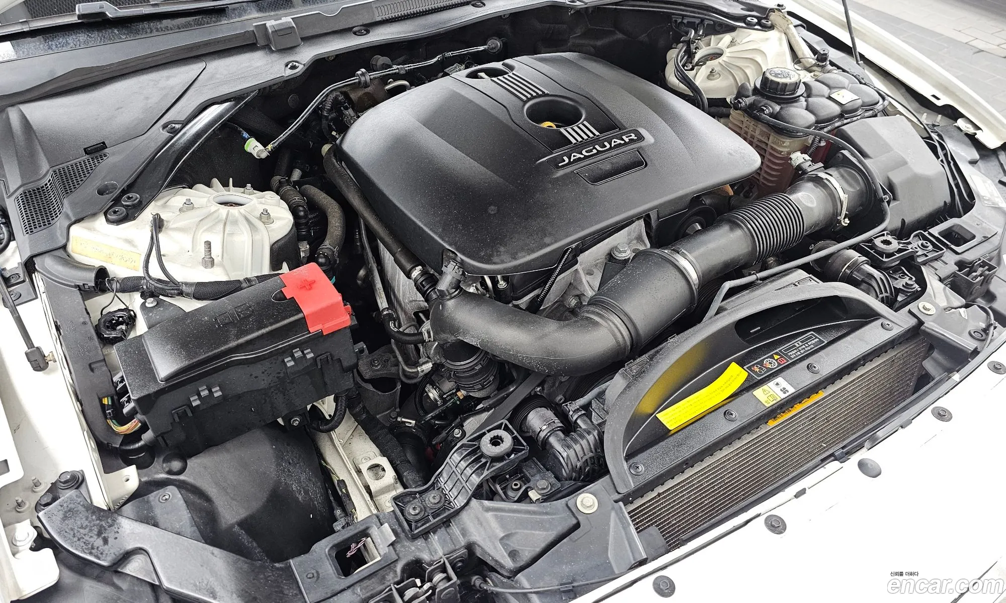 Jaguar XF 2016 SAJBB4BG5HCY38542 — 9