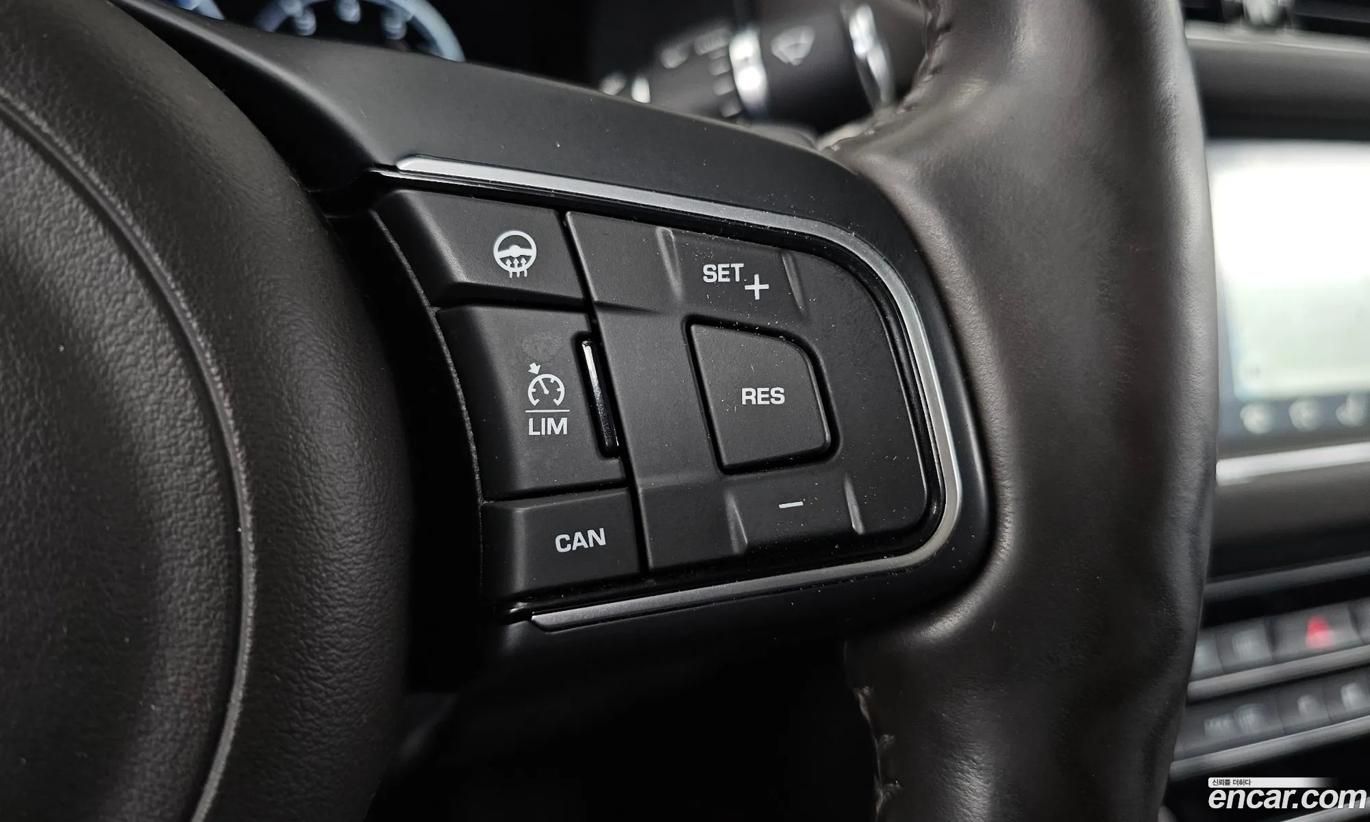 Jaguar XF 2016 SAJBB4BG5HCY38542 — 8