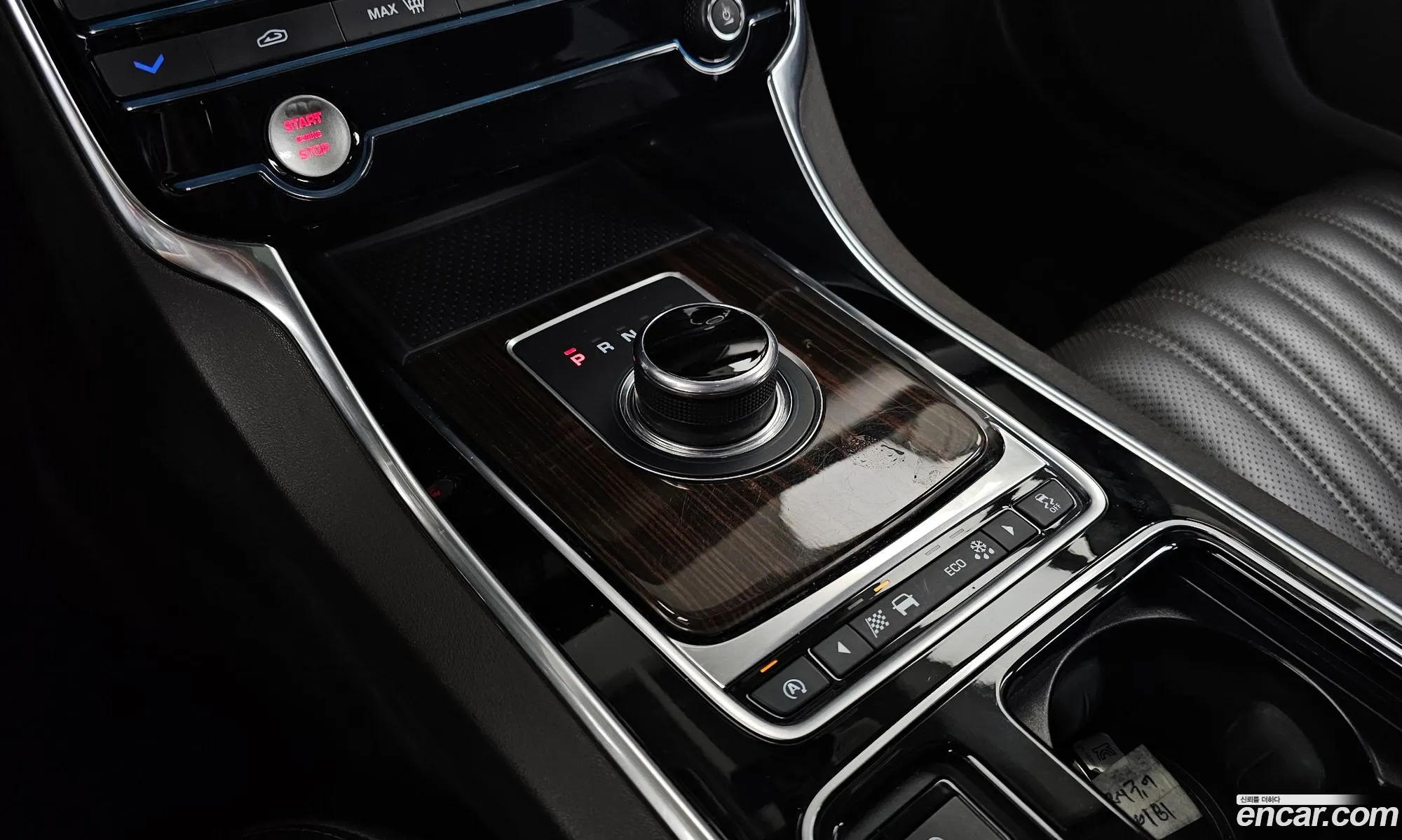 Jaguar XF 2016 SAJBB4BG5HCY38542 — 16