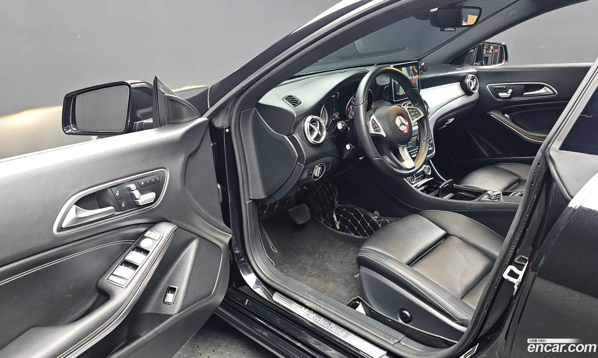 Mercedes-Benz CLA-Class C117 2016 — 18