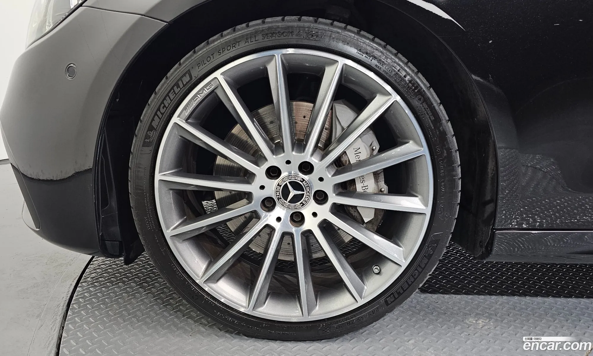 Mercedes-Benz E-Class W213 2022 — 17