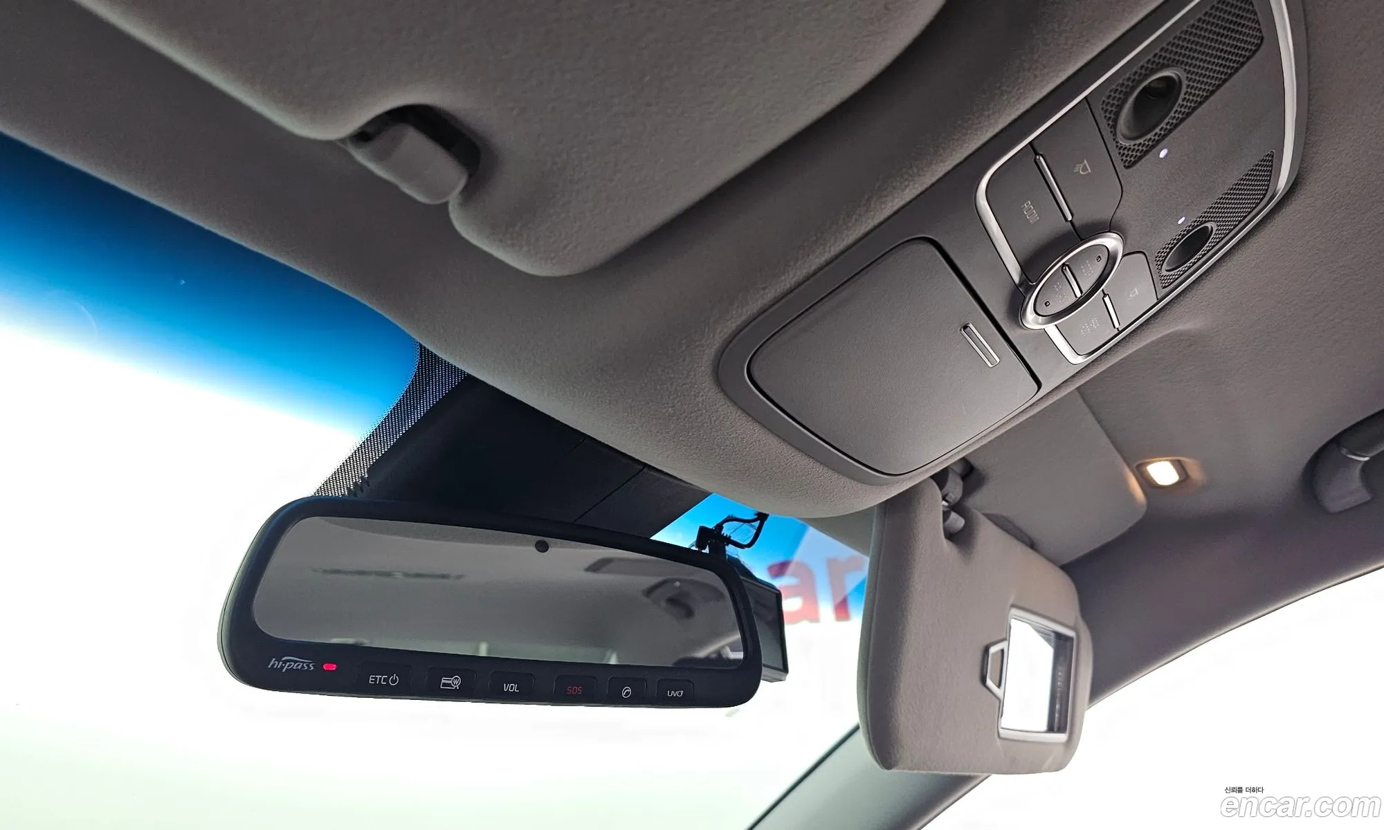 Kia K9 2016 KNALT411BGS033567 — 19