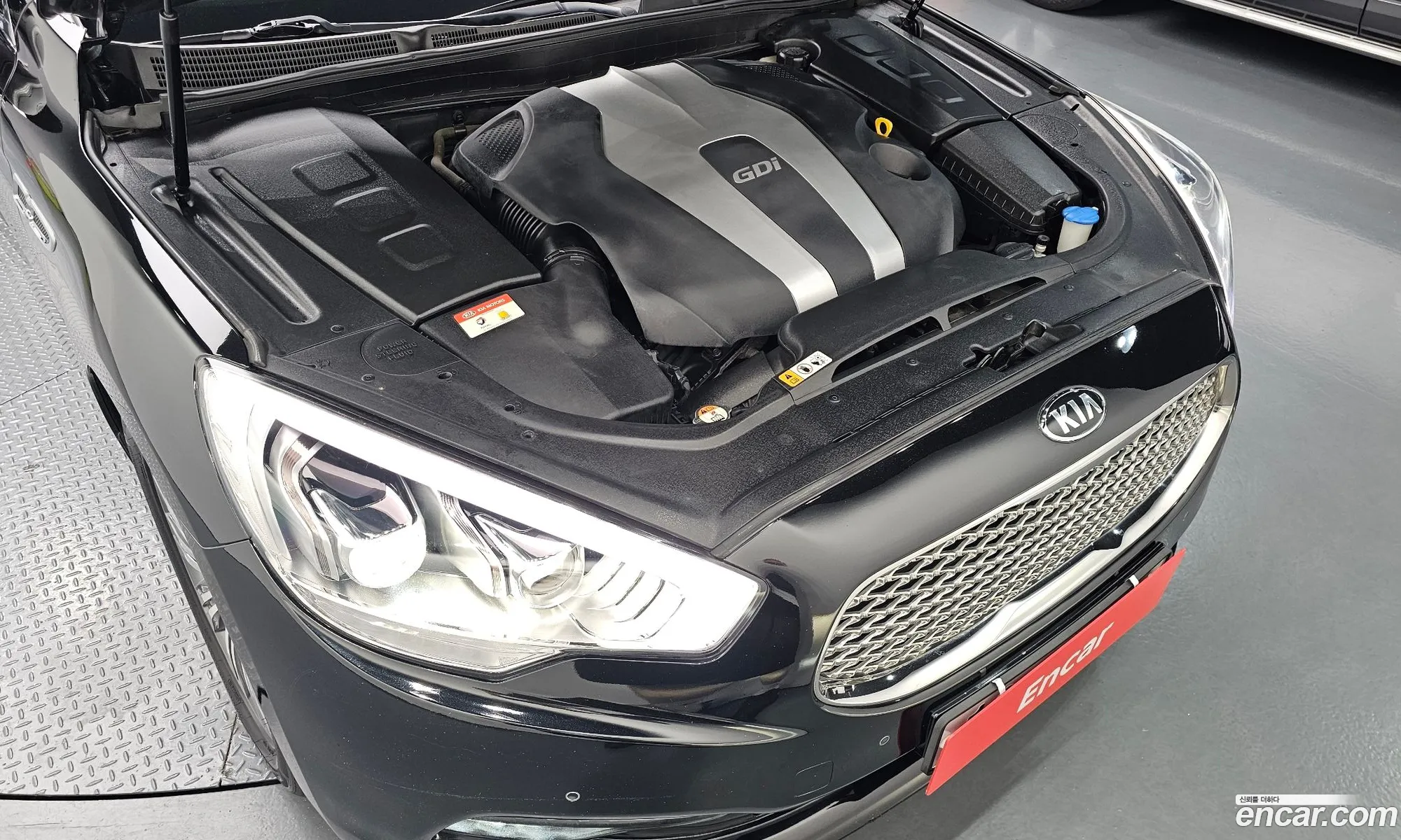 Kia K9 2016 KNALT411BGS033567 — 8