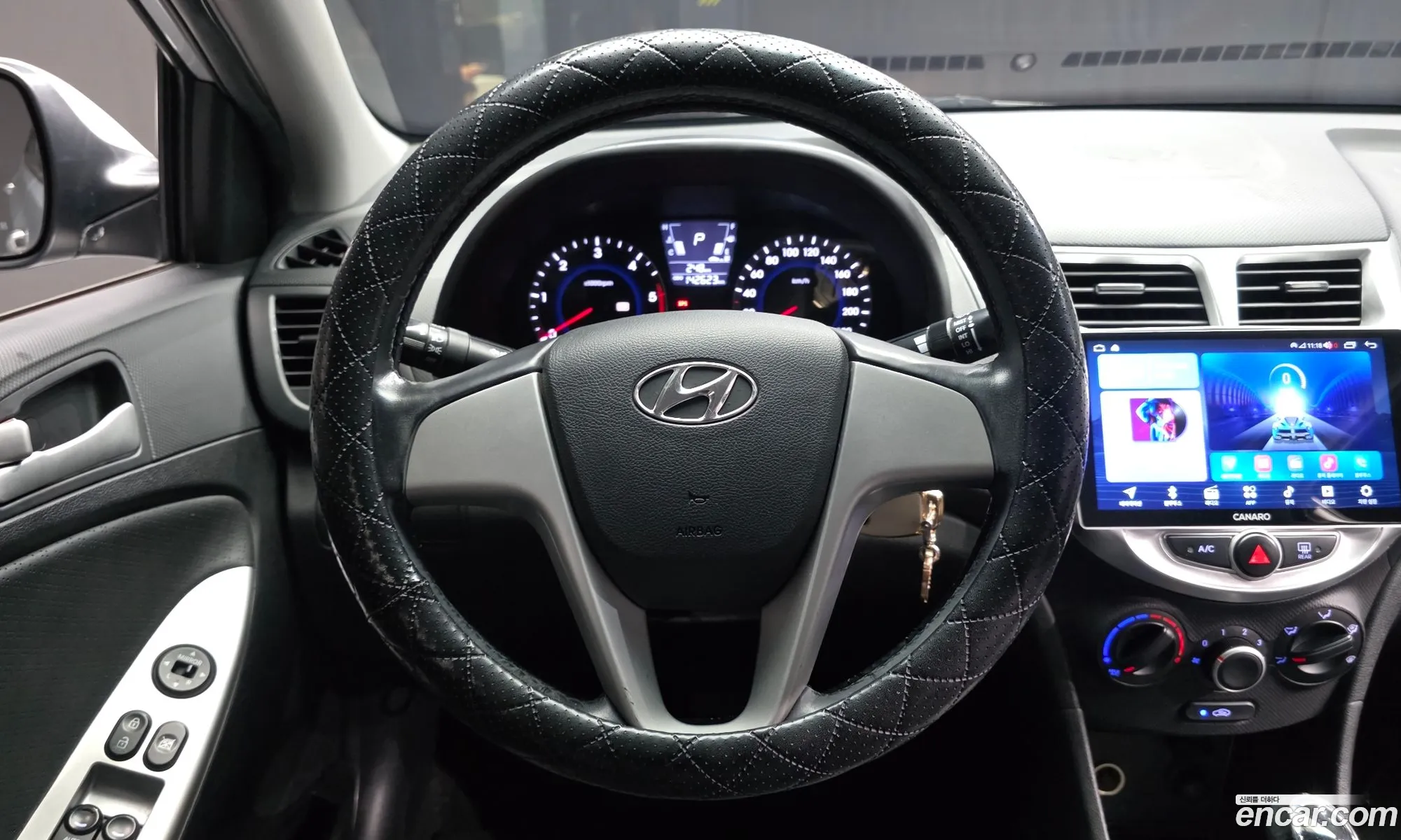 Hyundai Accent 2013 KMHCS41UBEU571192 — 4