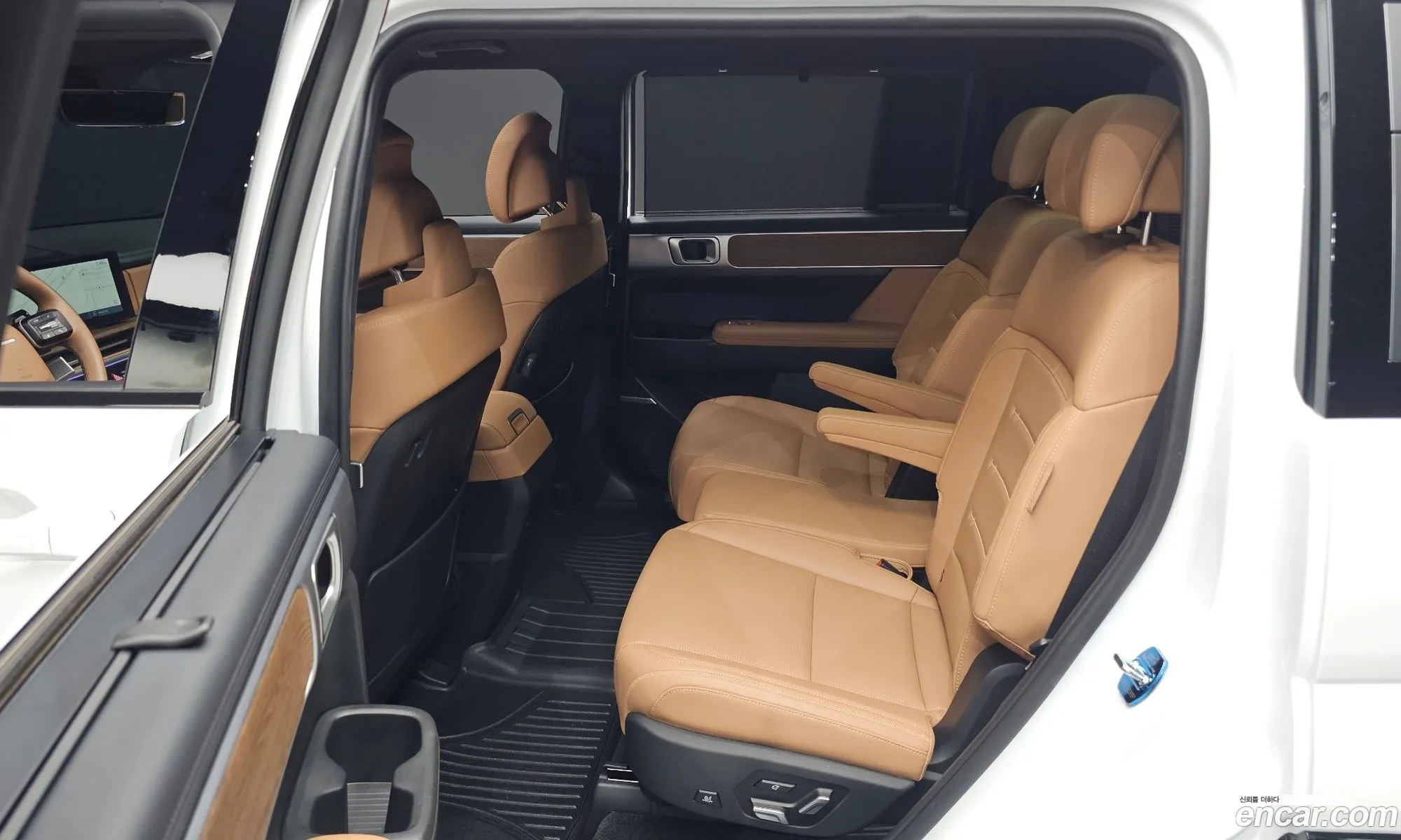 Hyundai Santa Fe 2024 — 2