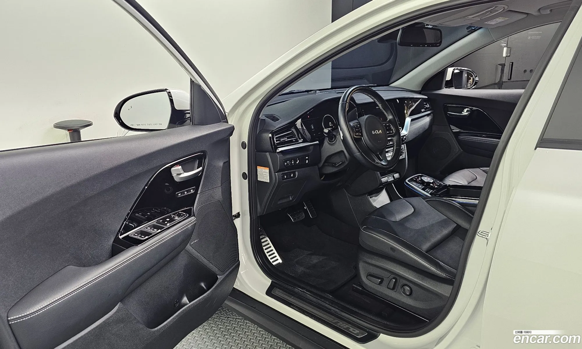 Kia Niro EV 2021 KNACB81GFNA104799 — 20