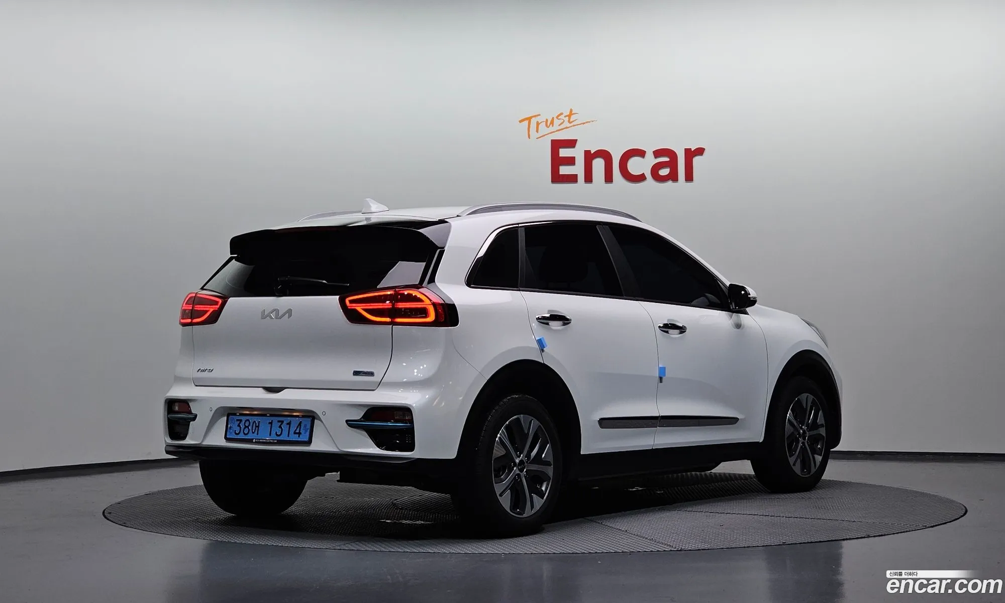 Kia Niro EV 2021 KNACB81GFNA104799 — 14