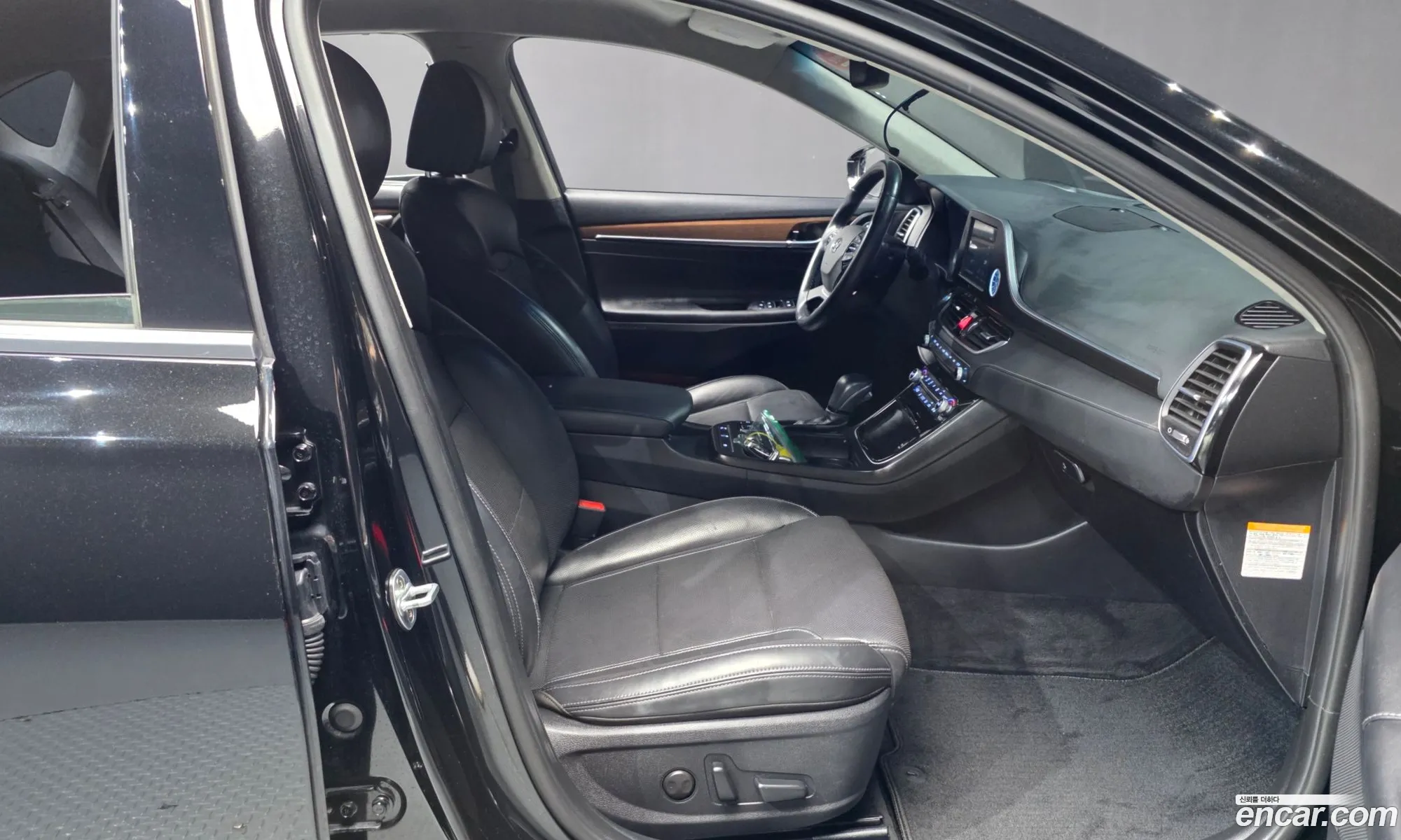 Hyundai Grandeur IG Hybrid 2017 — 6