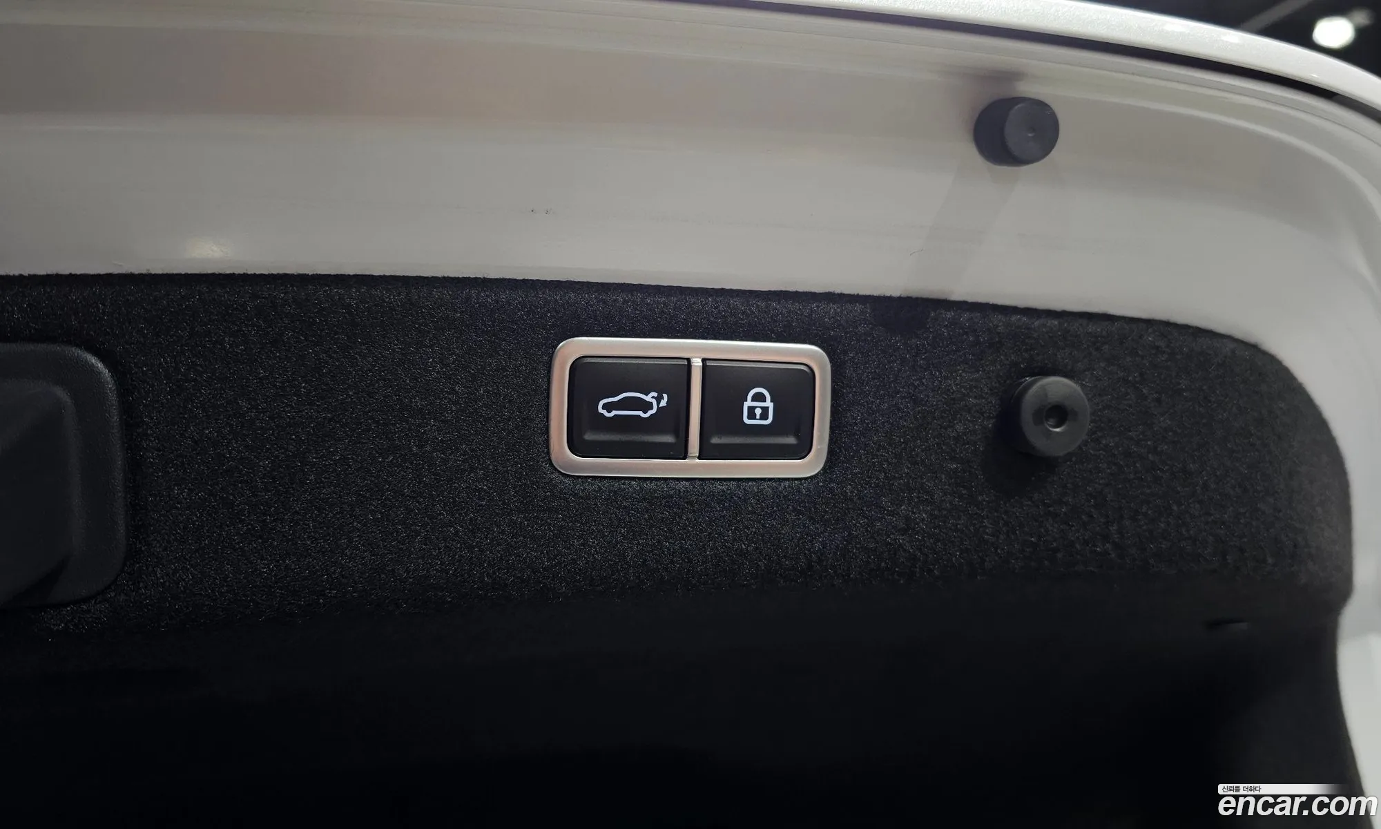 Genesis G70 2022 KMTG341ABPU109682 — 5