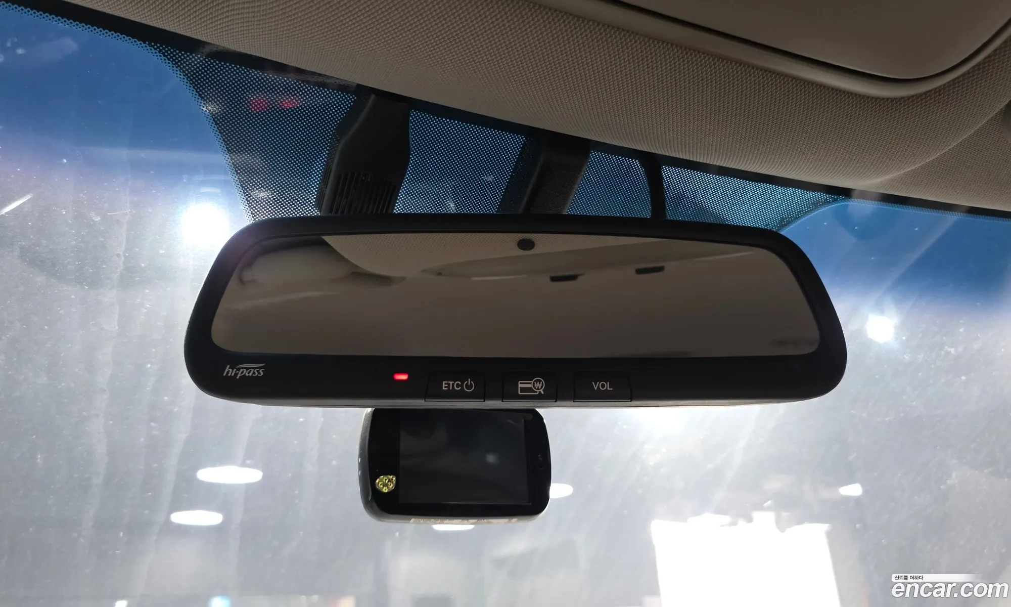 Kia Carnival 2018 KNAMB81ABKS447147 — 5