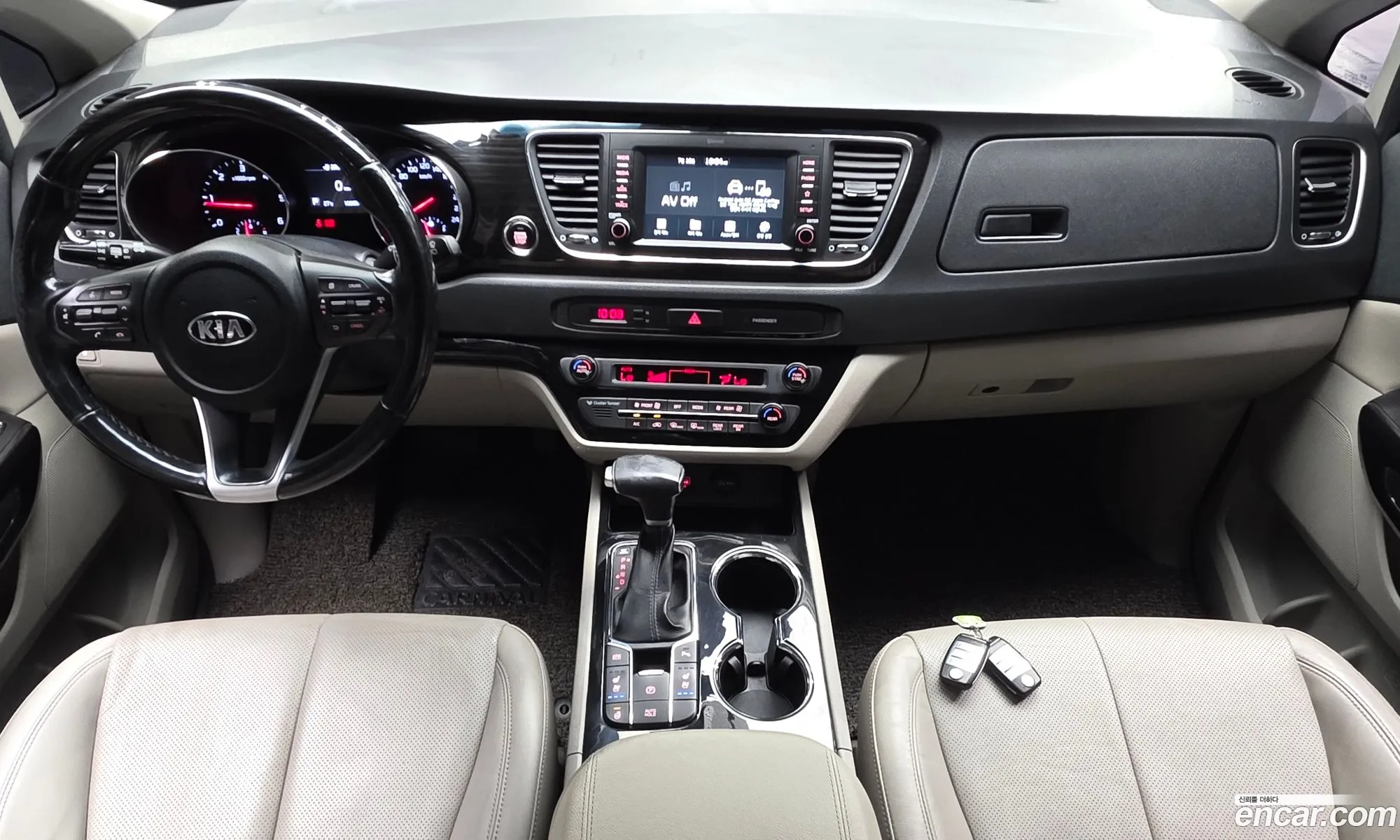 Kia Carnival 2018 KNAMB81ABKS447147 — 9