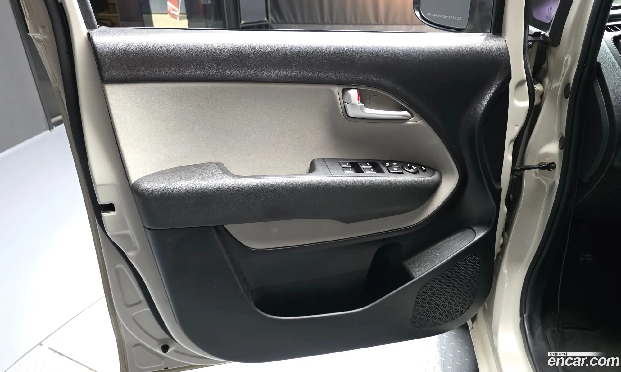 Kia Ray 2017 KNACF911BHT154687 — 17