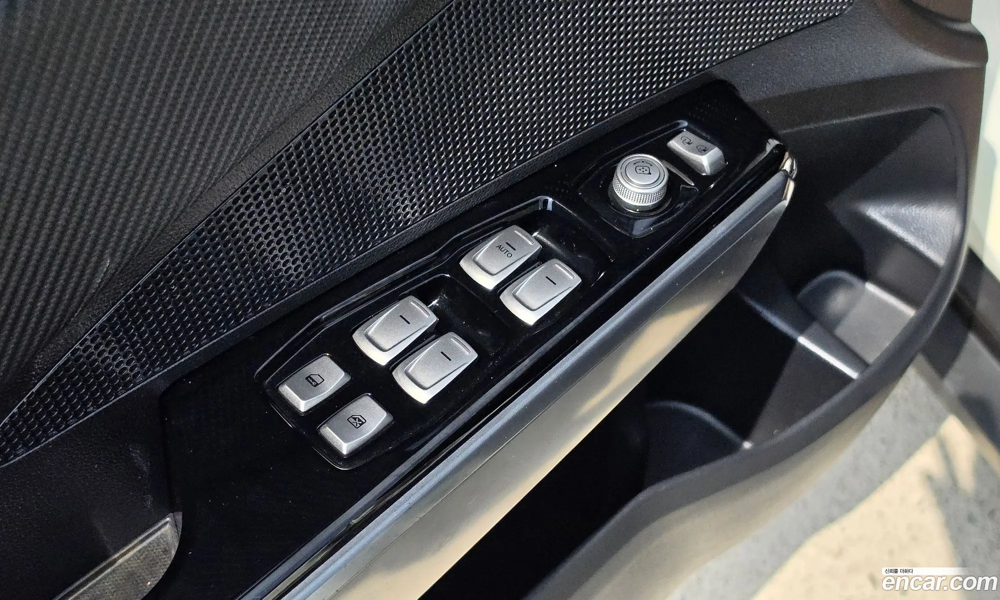 KG Mobility (SsangYong) Tivoli Armour 2019 — 5