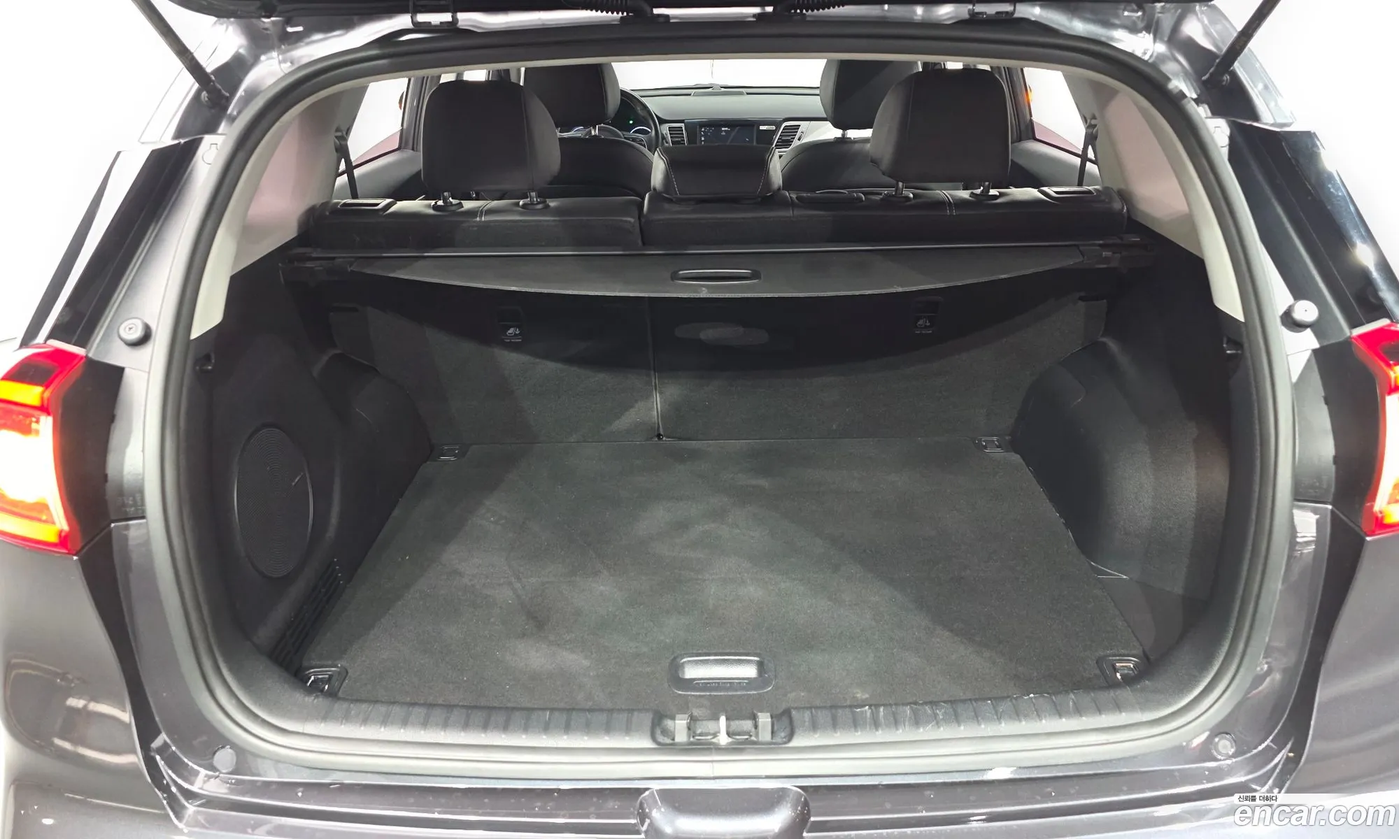 Kia Niro EV 2020 KNACC81GFLA038298 — 7