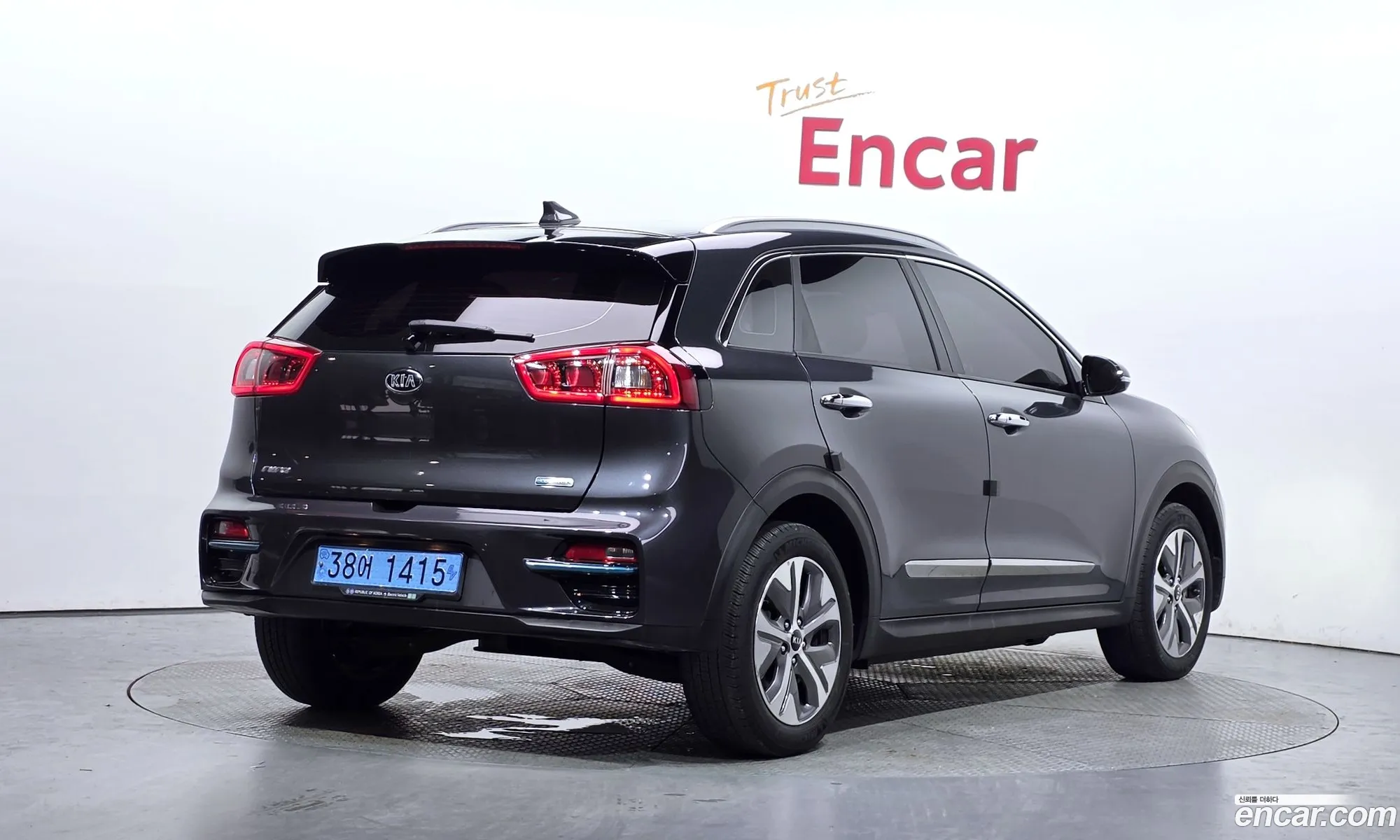 Kia Niro EV 2020 KNACC81GFLA038298 — 17