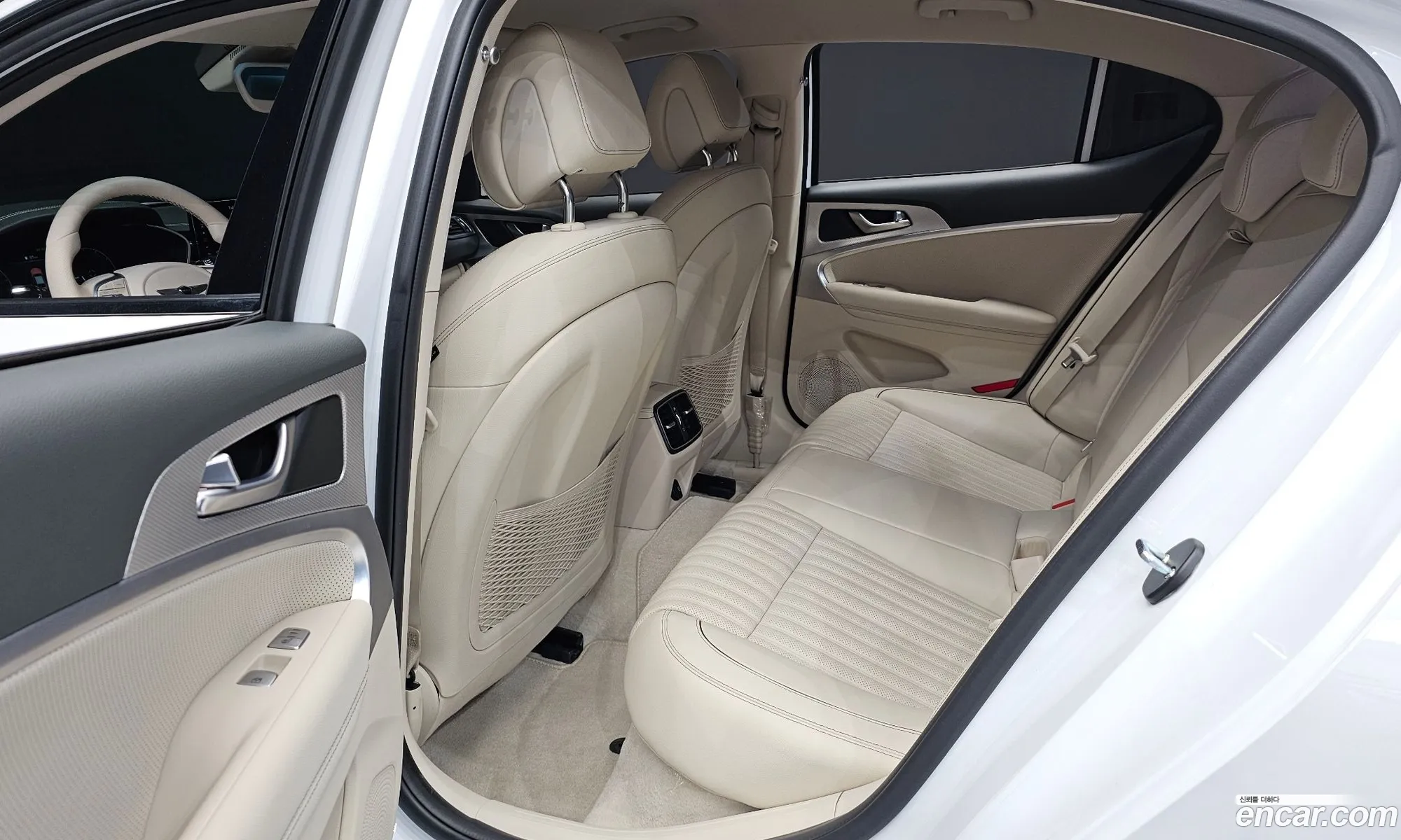 Genesis G70 2021 — 3