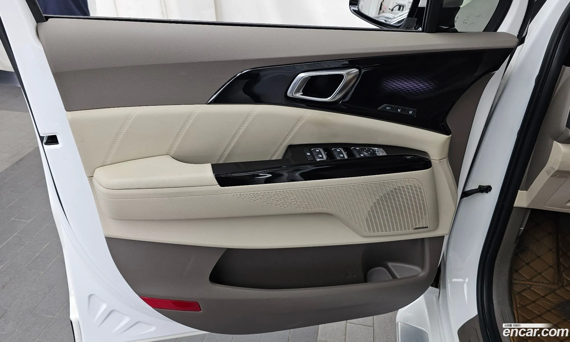 Kia Carnival 2021 KNANE813BMS116859 — 17